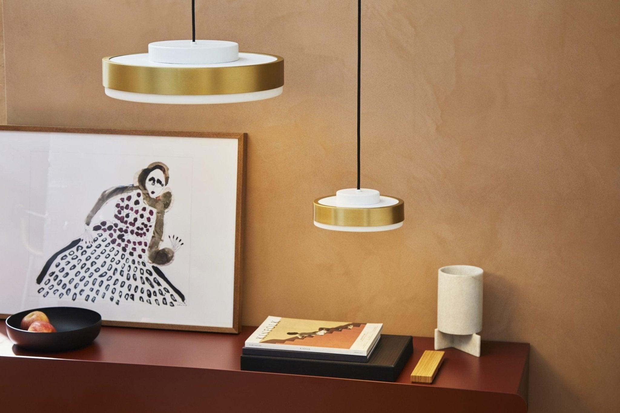 Lampa wisząca DISCUS biały z mosiężnym wykończeniem – Contardi