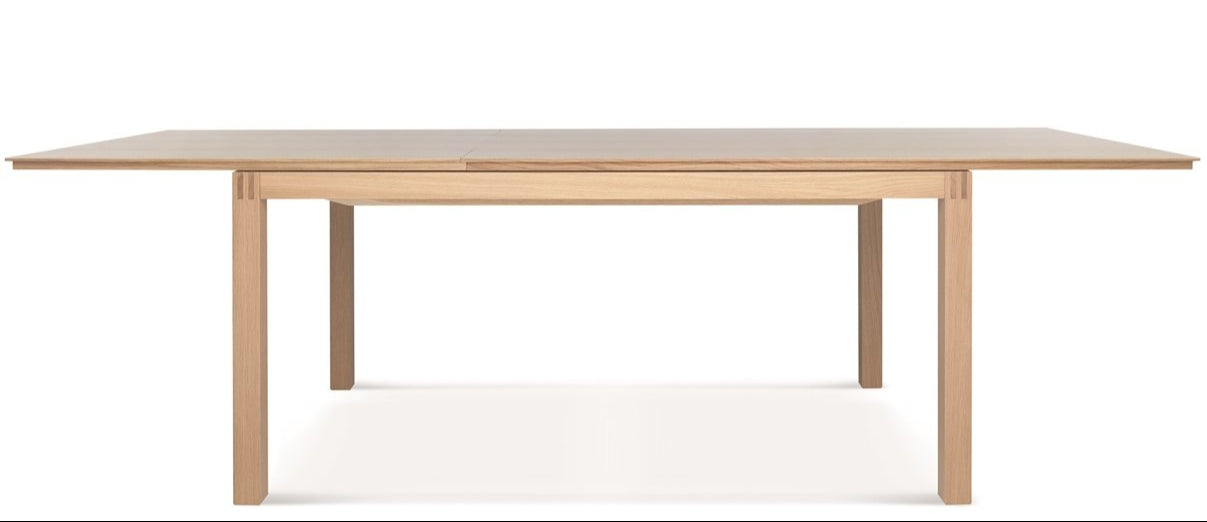 ILOW Ausziehtisch, Eichenholz