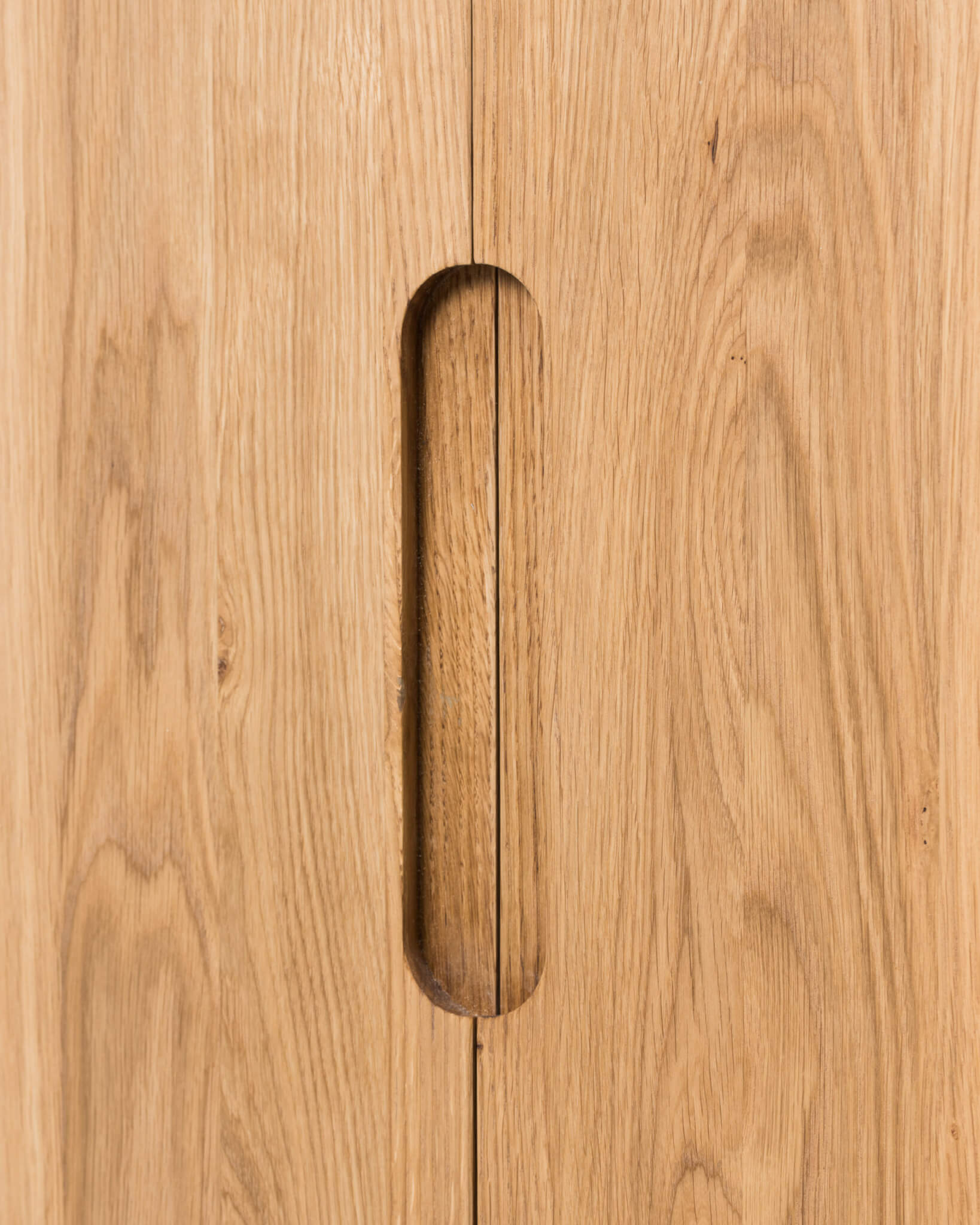 LOOP 88 Chest of Drawers Oak