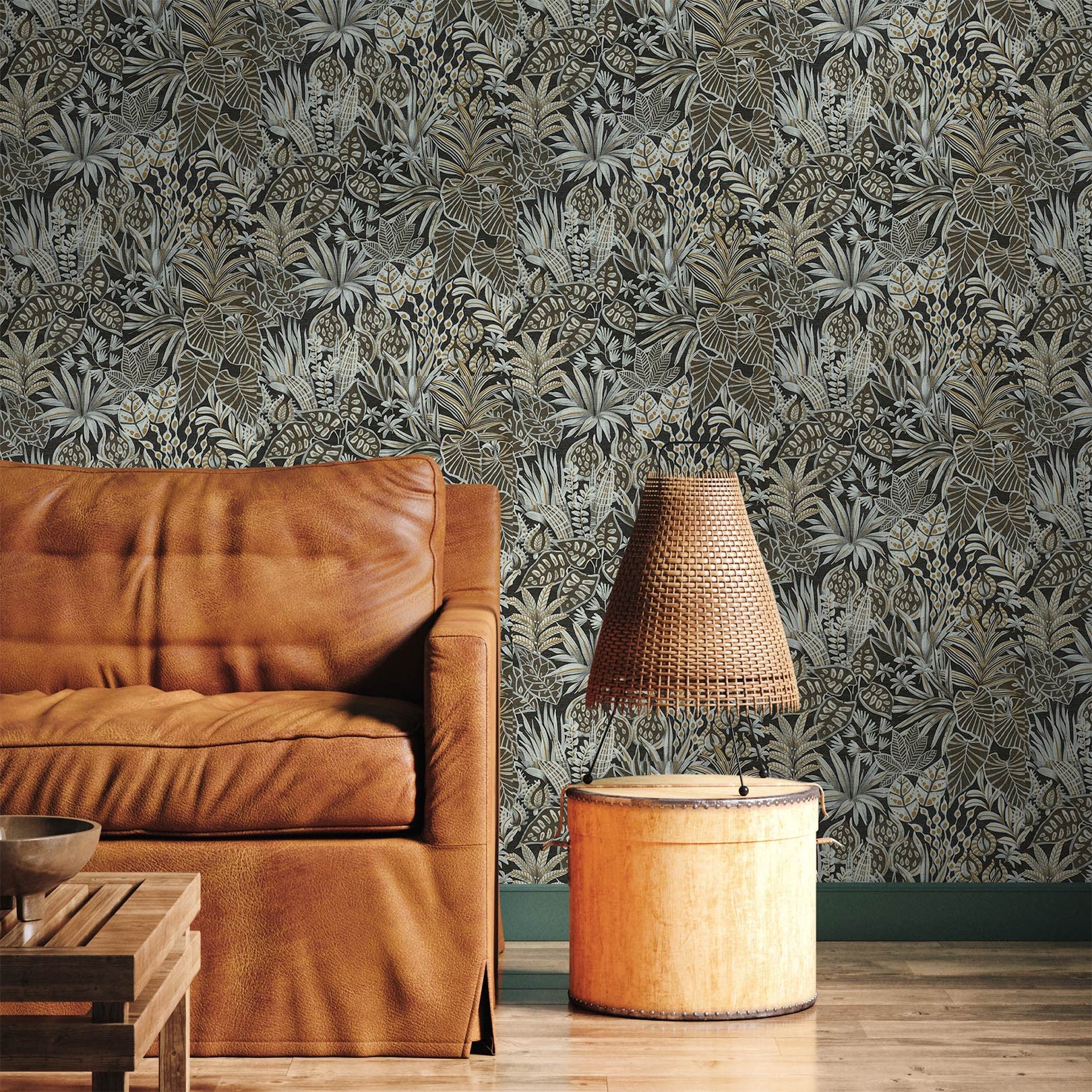 Structural wallpaper with a plant motif of MADHUCA leaves - NOIR black with gold