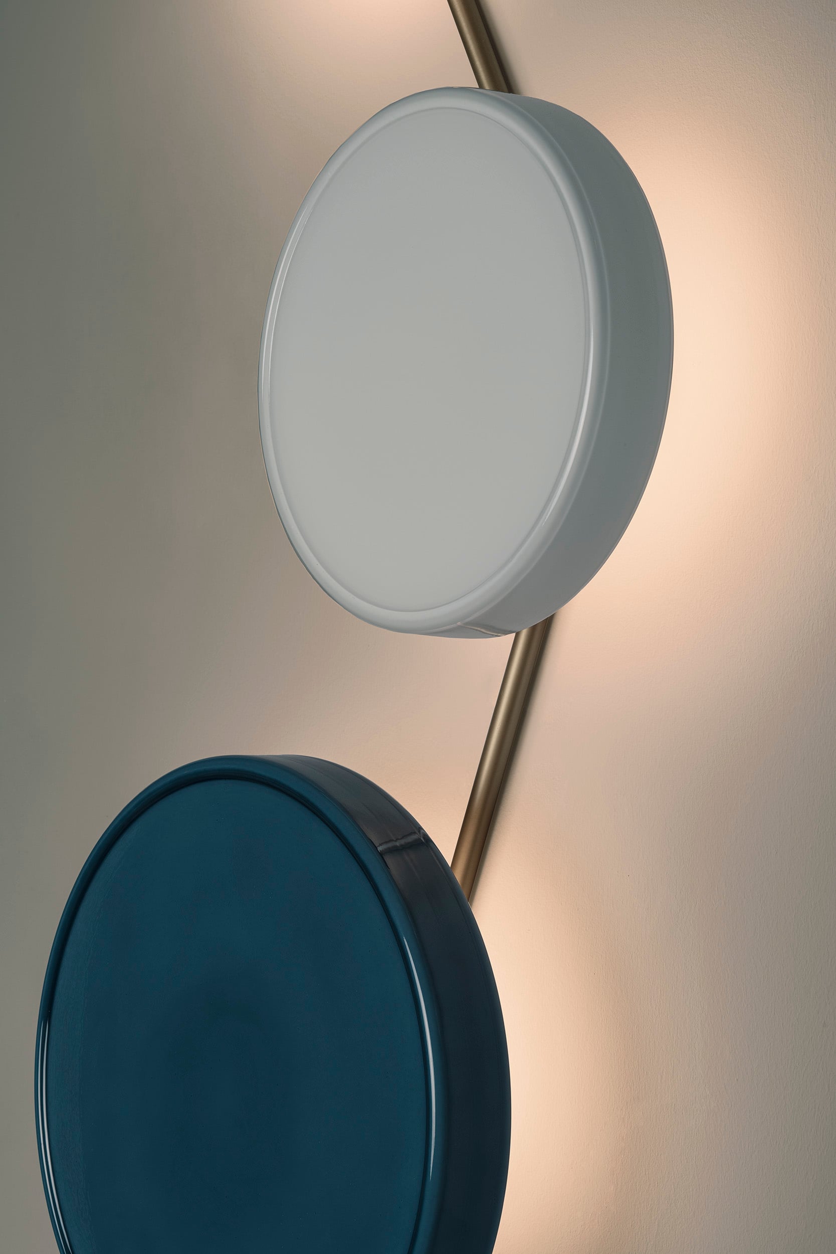 CARAMEL Blue Wall Lamp