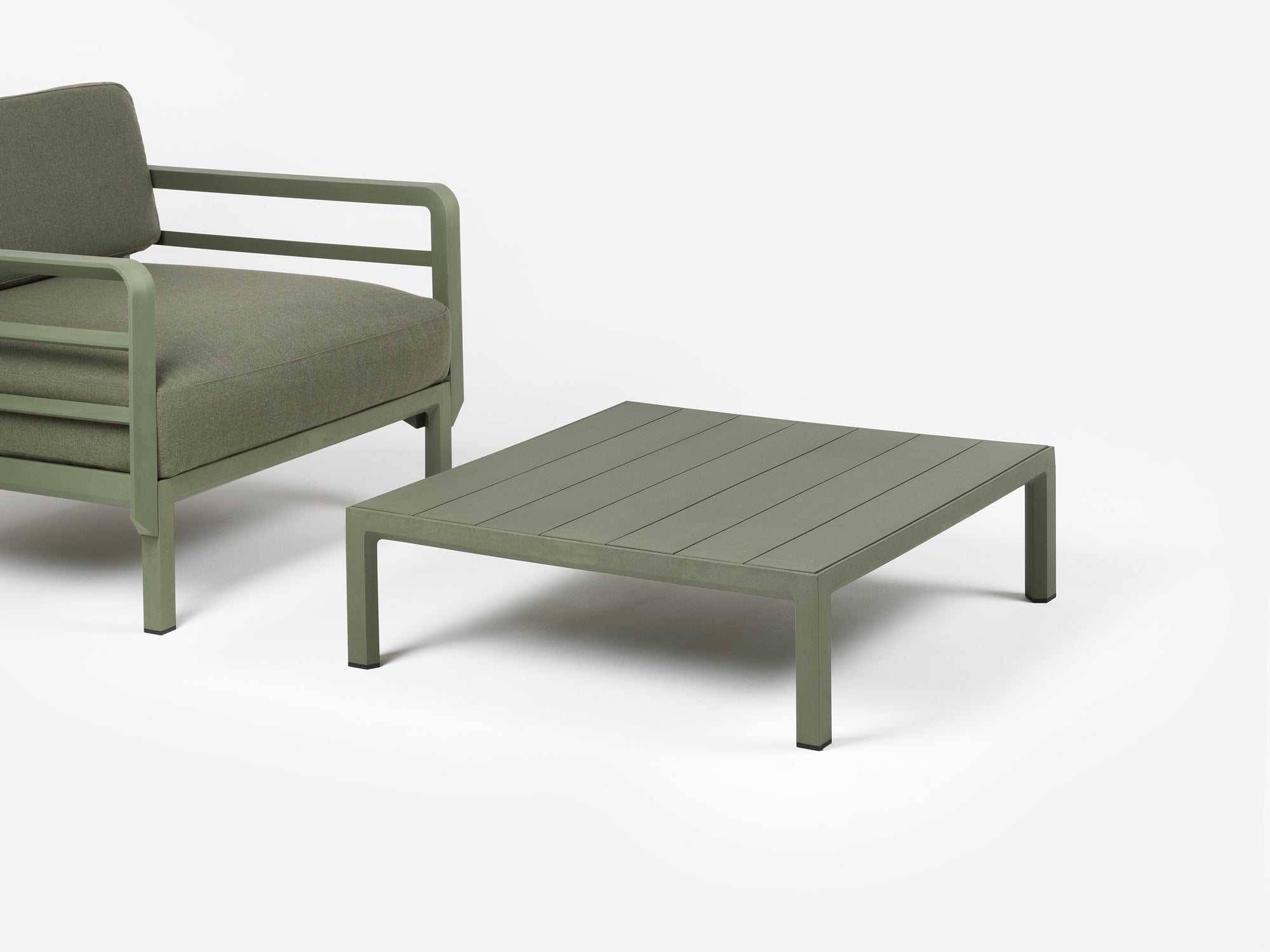 Quadratischer Außentisch MAXIMO grün