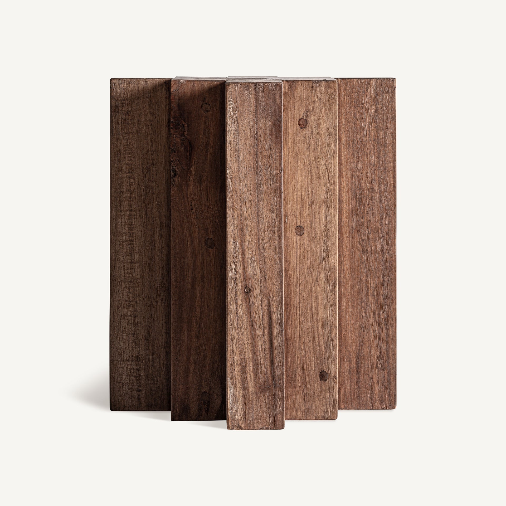 Beistelltisch BRUTALIST aus recyceltem Holz