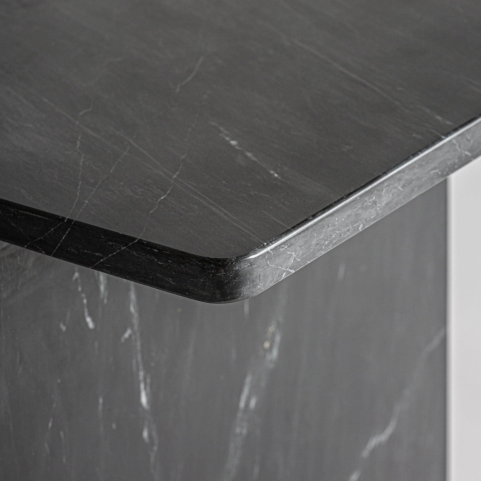 Beistelltisch MARQUINA schwarzer Marmor