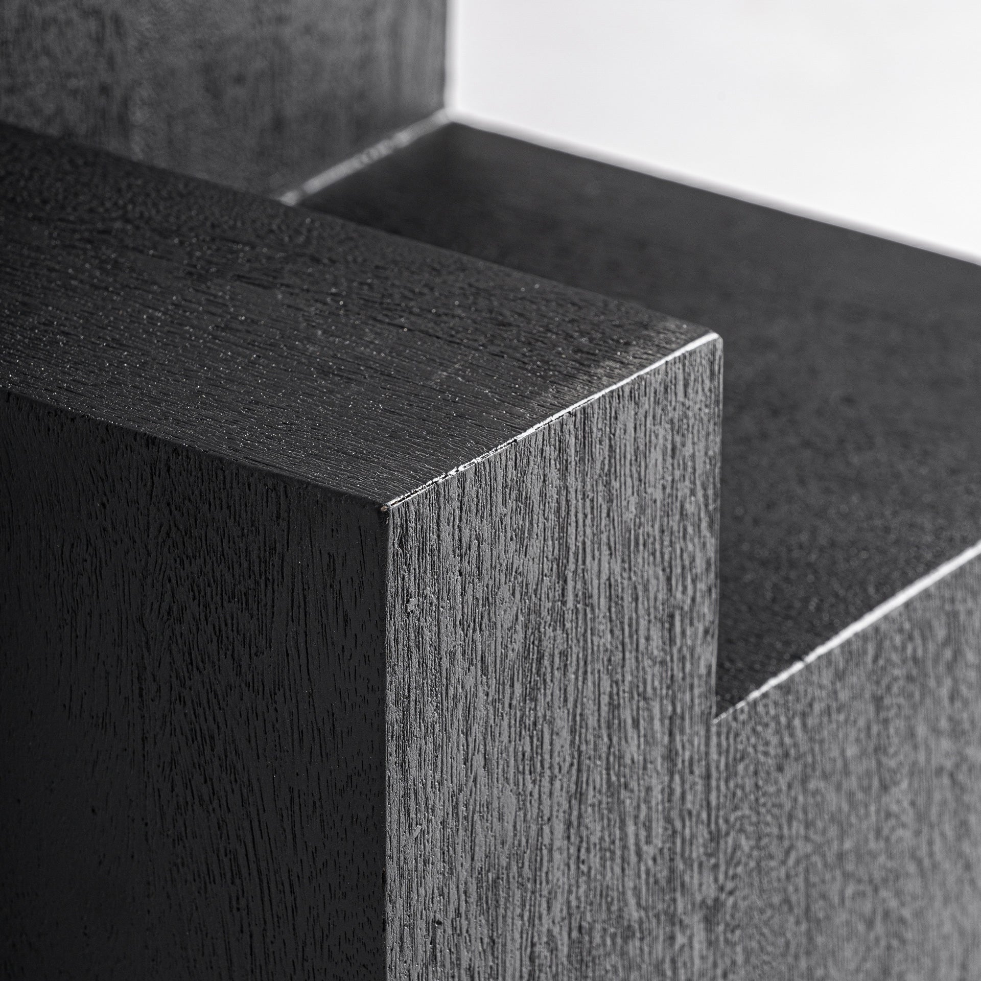 Beistelltisch PÈTRIA schwarzes Mangoholz