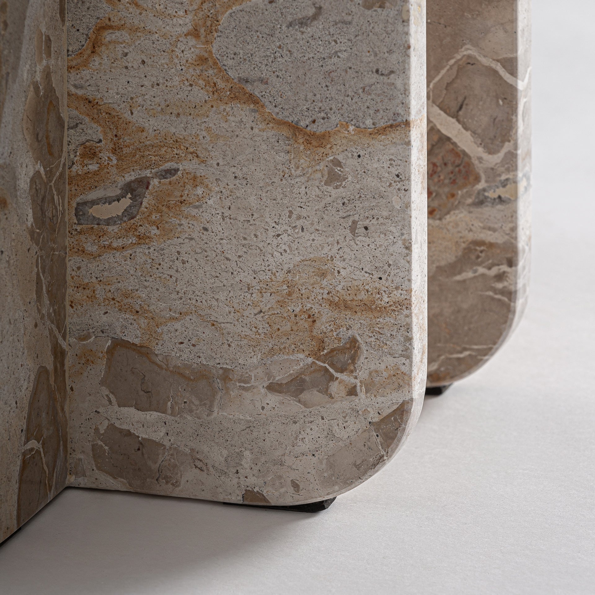 Beistelltisch SWALMEN beige Marmor