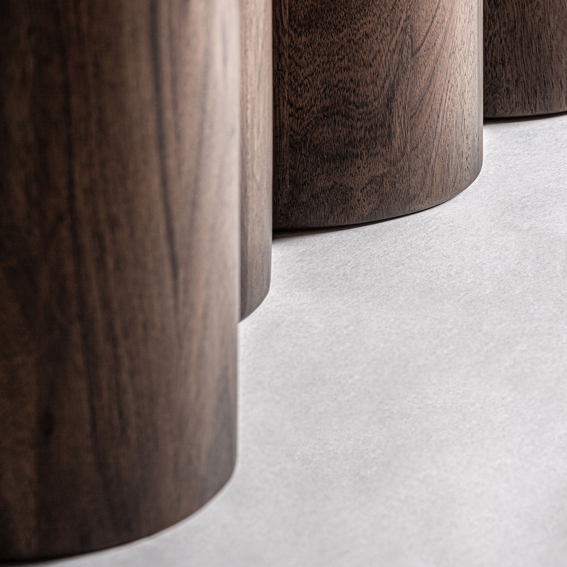 BEKE Table Acacia Wood