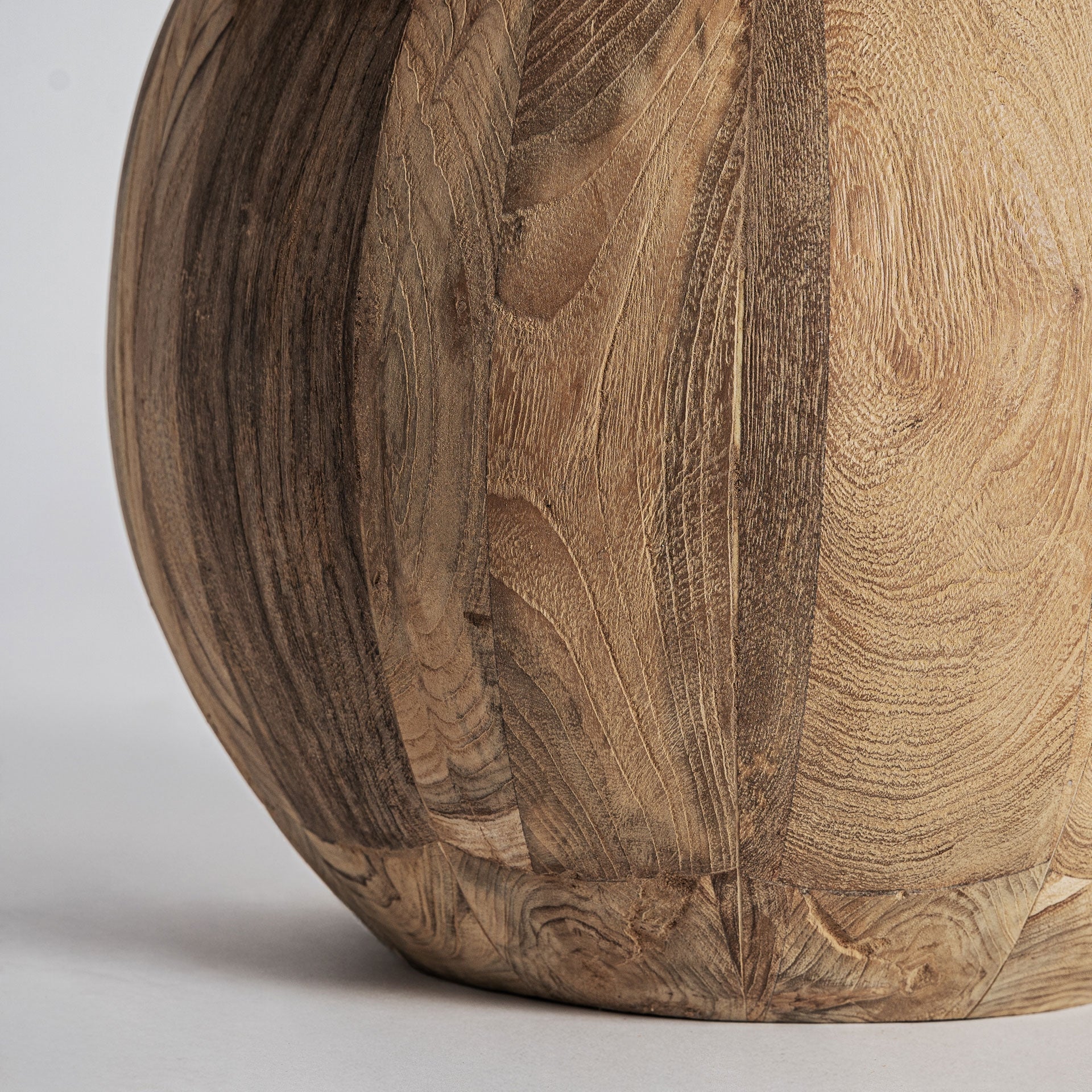 Round Coffee Table ERLOY Recycled Teak Wood