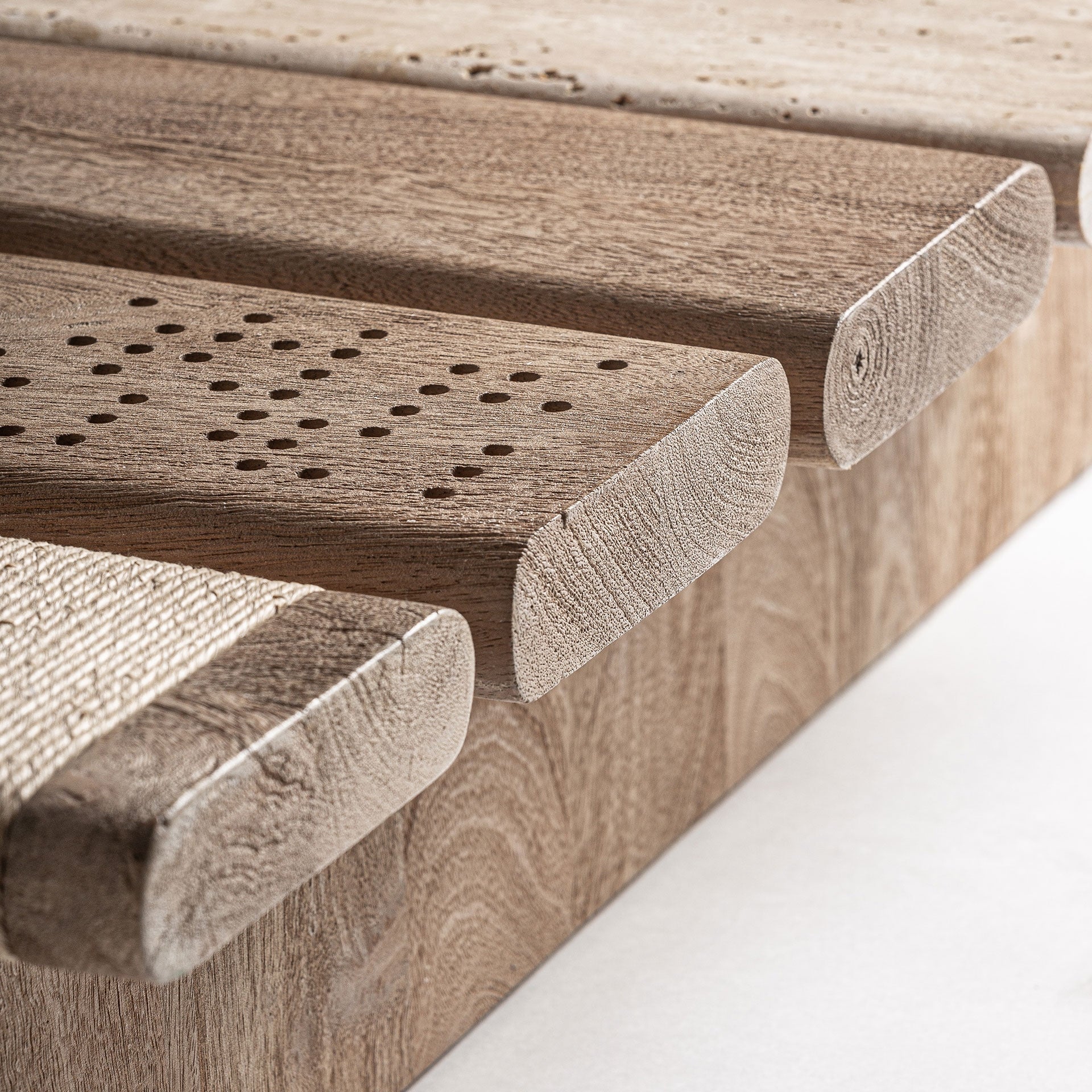 Kaffeetisch JACQUARD aus Mangoholz mit Marmor