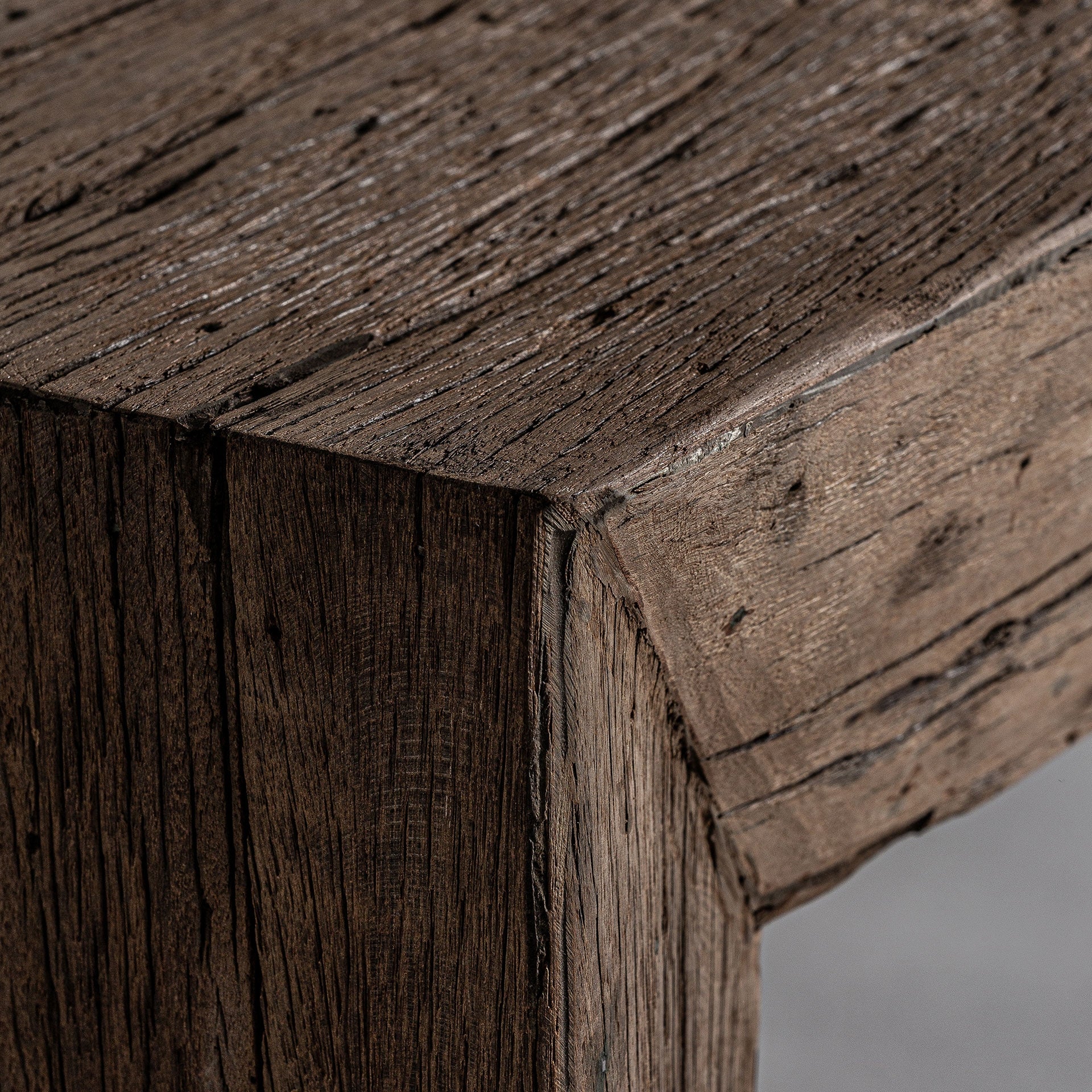 Kaffeetisch SAMSUN aus recyceltem Holz