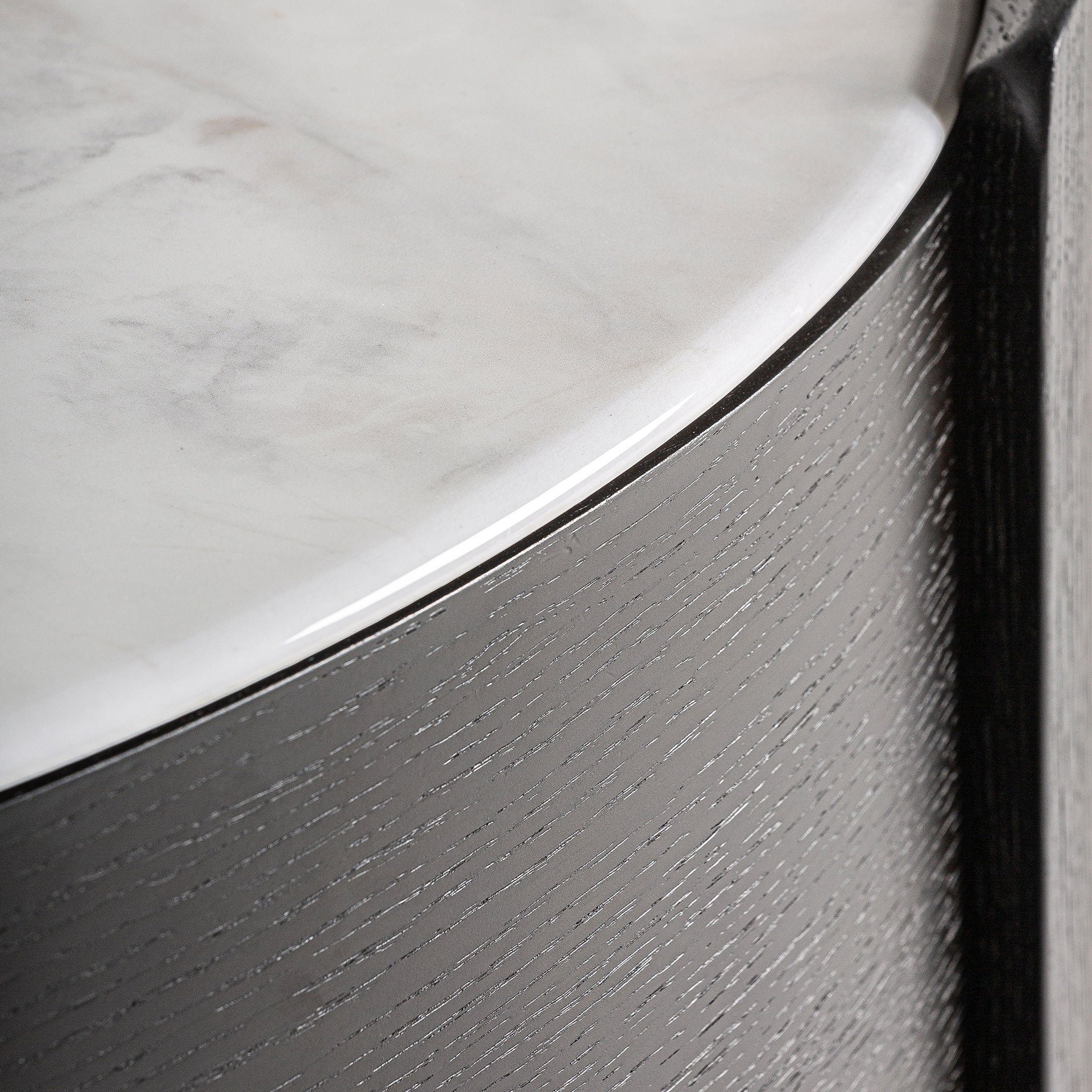 ZOFINGEN Nightstand Black Veneer with White Top
