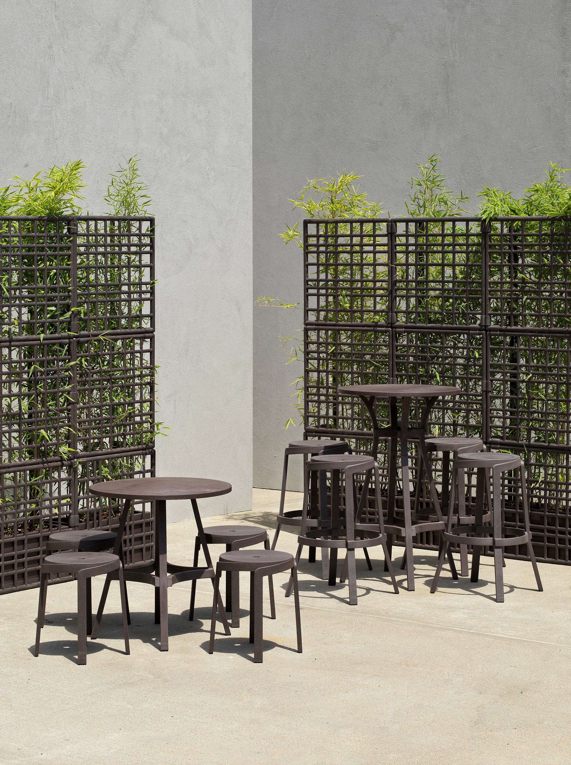 Round Outdoor Table COMBO Chalk