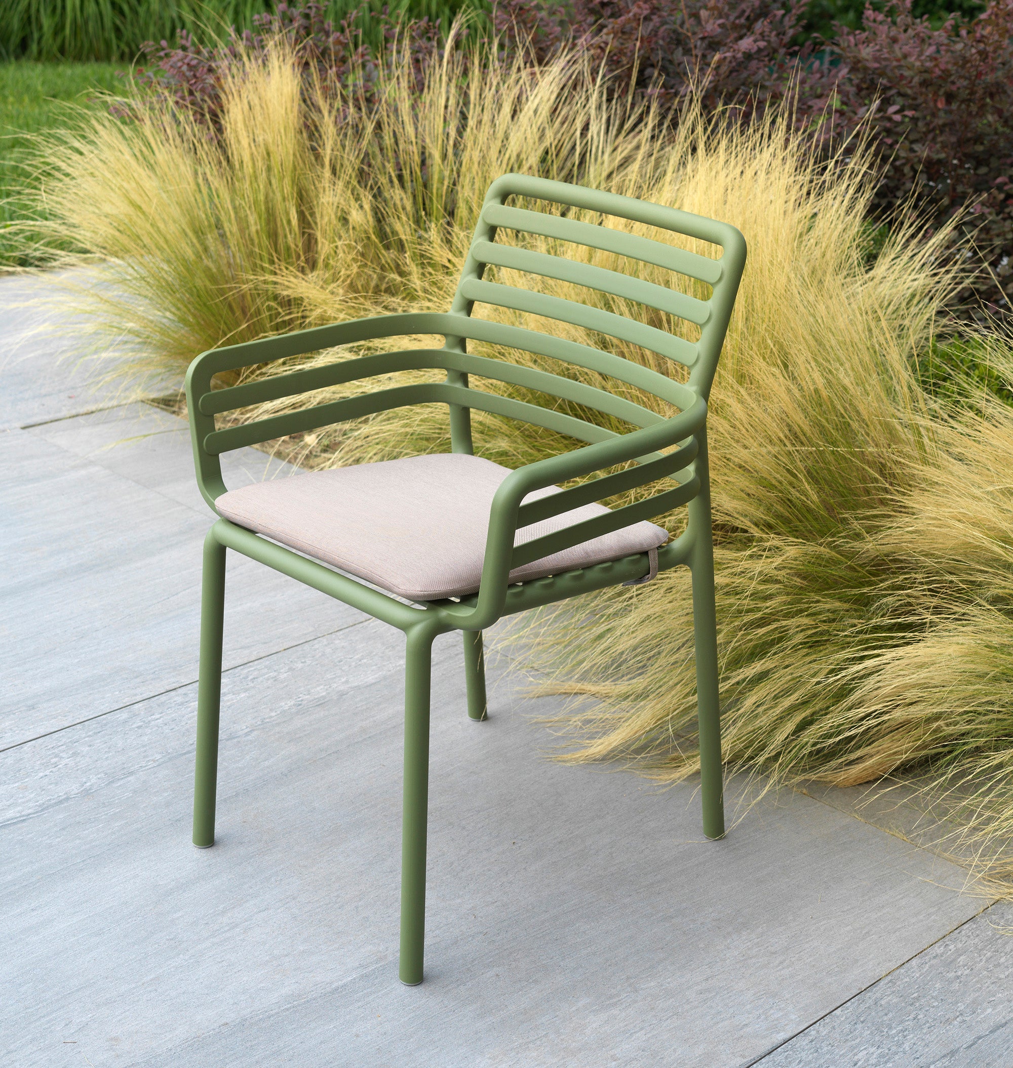 Outdoor Armchair with Armrests DOGA Pear
