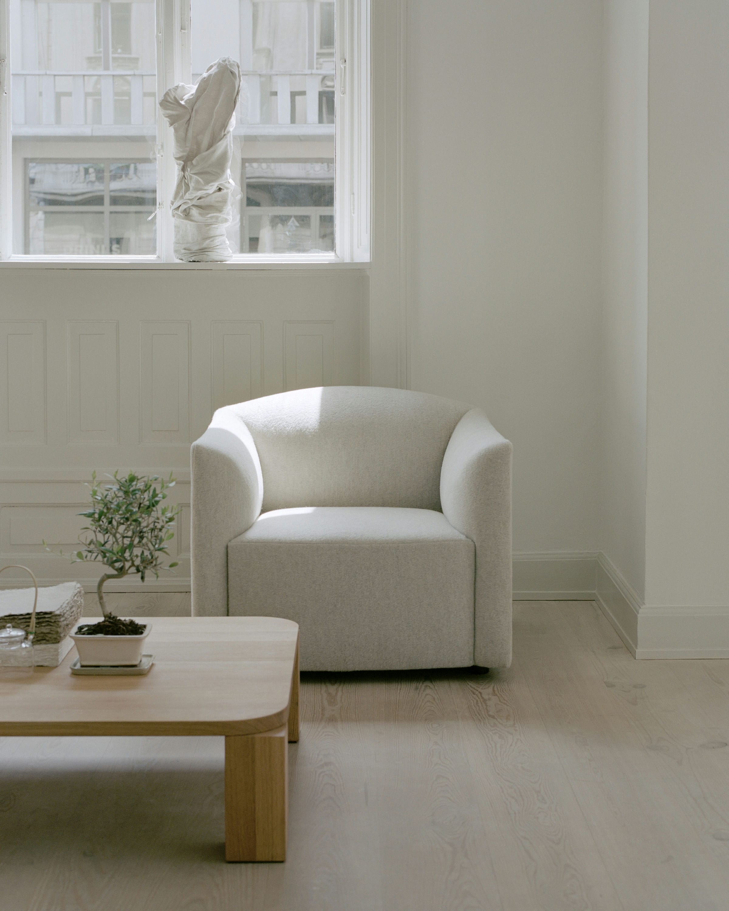 Shore armchair upholstered