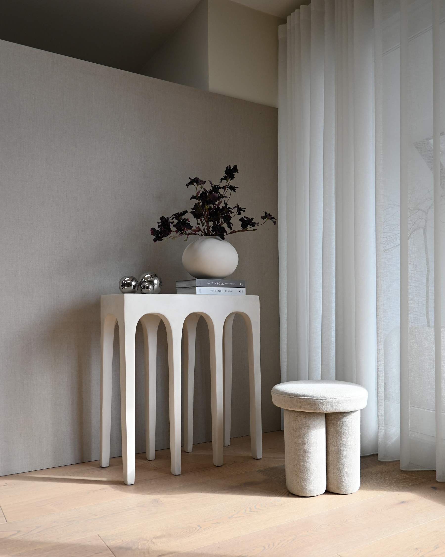 SUNAO FAT white vase