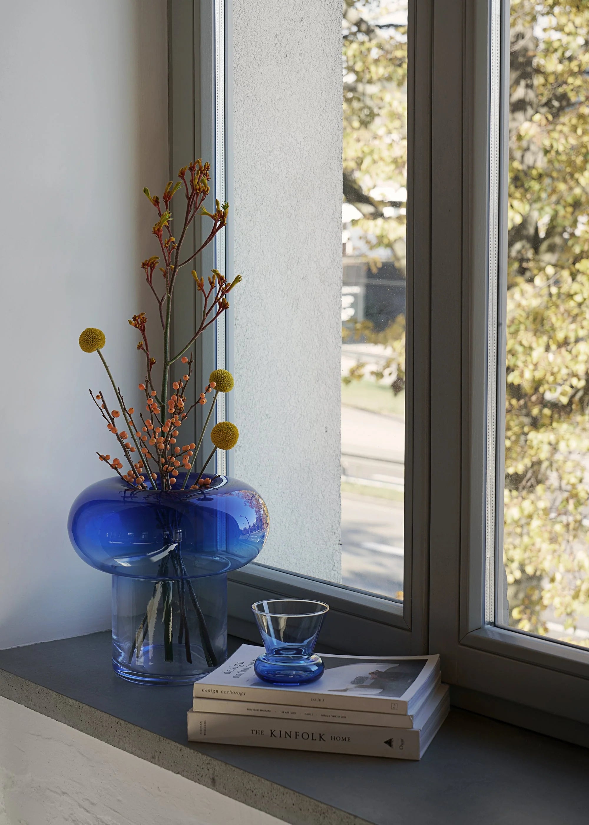 Vase ORIO blaues mundgeblasenes Glas