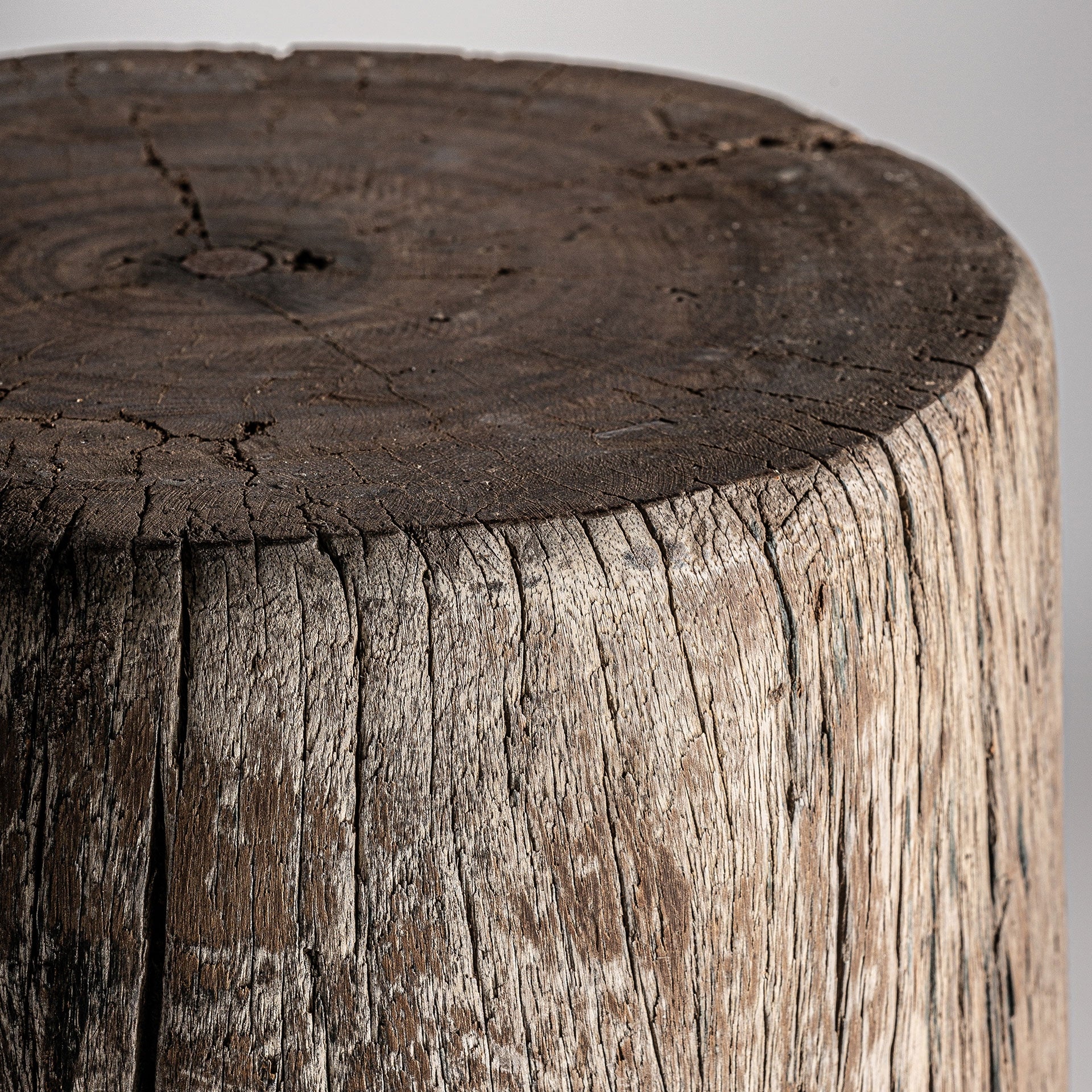 MALUNG Column Tropical Wood