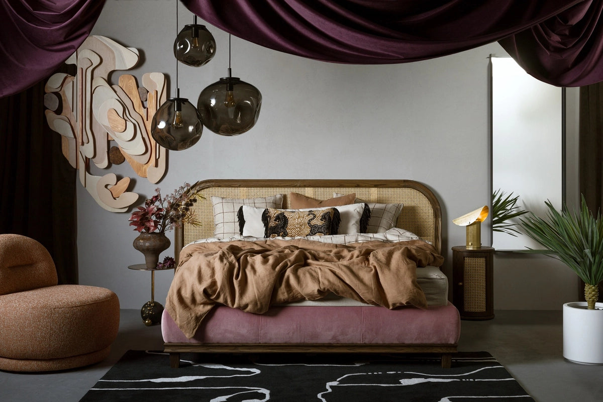 Pendelleuchte mit drei Punkten AVIA 3 rauchschwarz mit schwarzem Finish