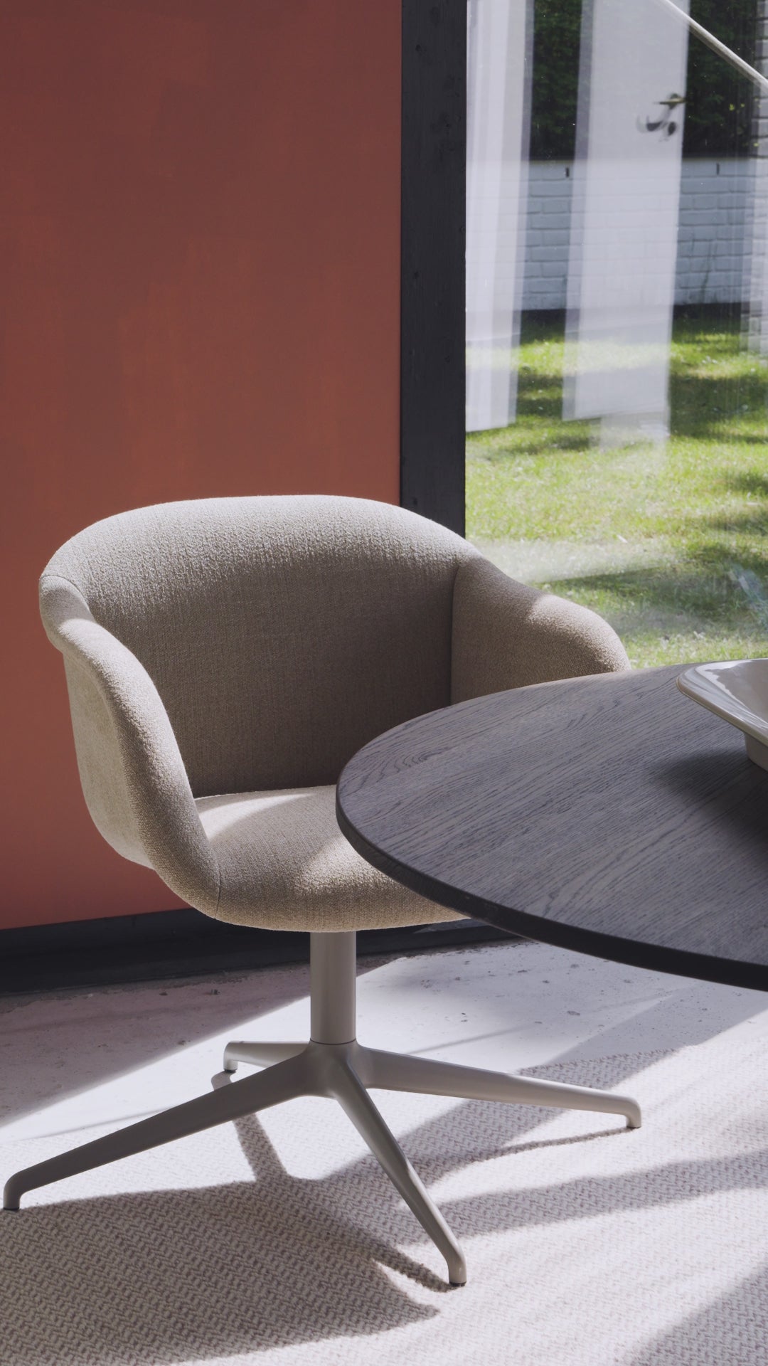 FIBER SOFT Swivel Chair with Armrests - Customizable with Rolling Base and Height Adjustment