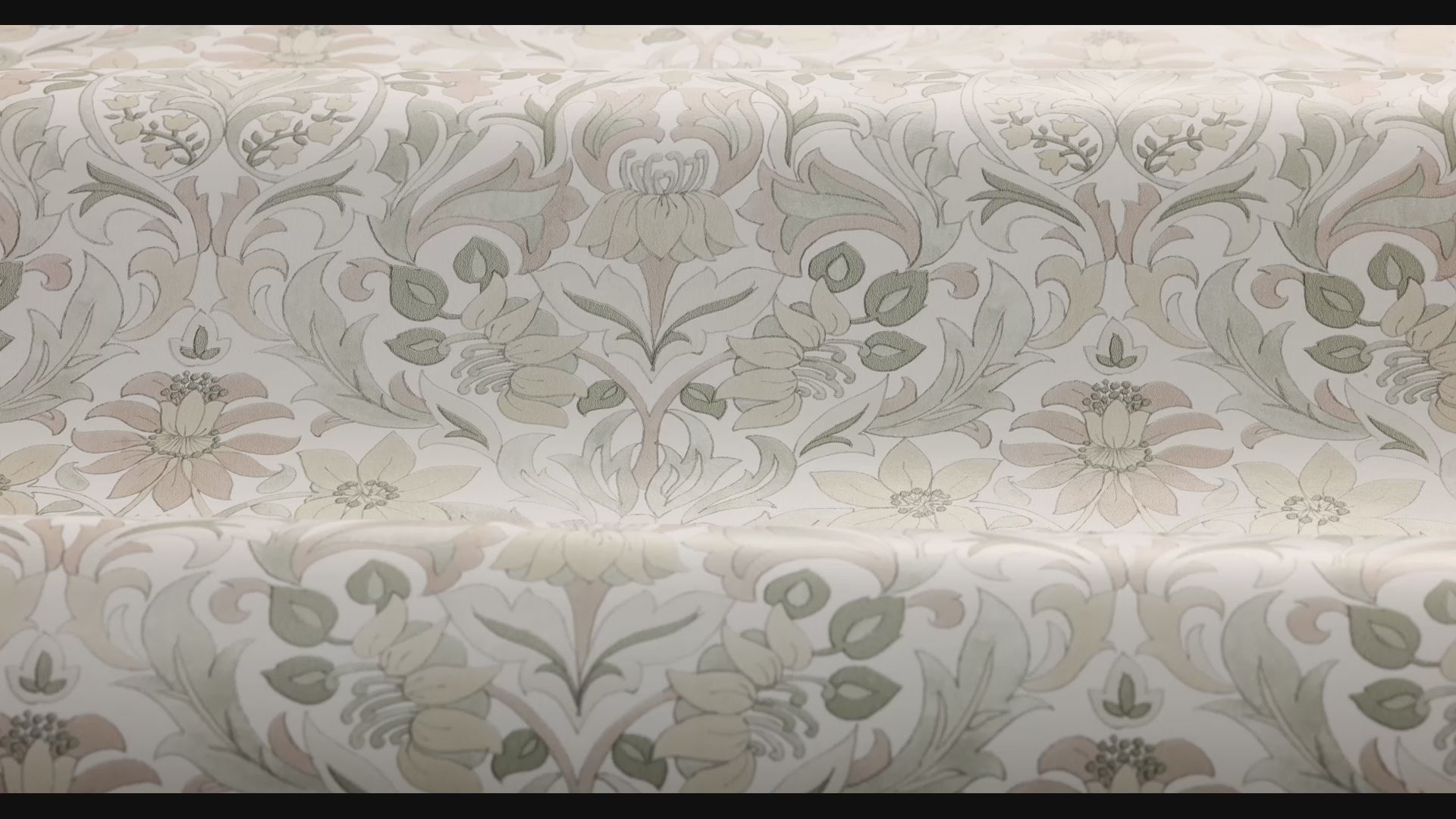 Beige Floral Pattern Wallpaper BLOMSTERFRÖJD