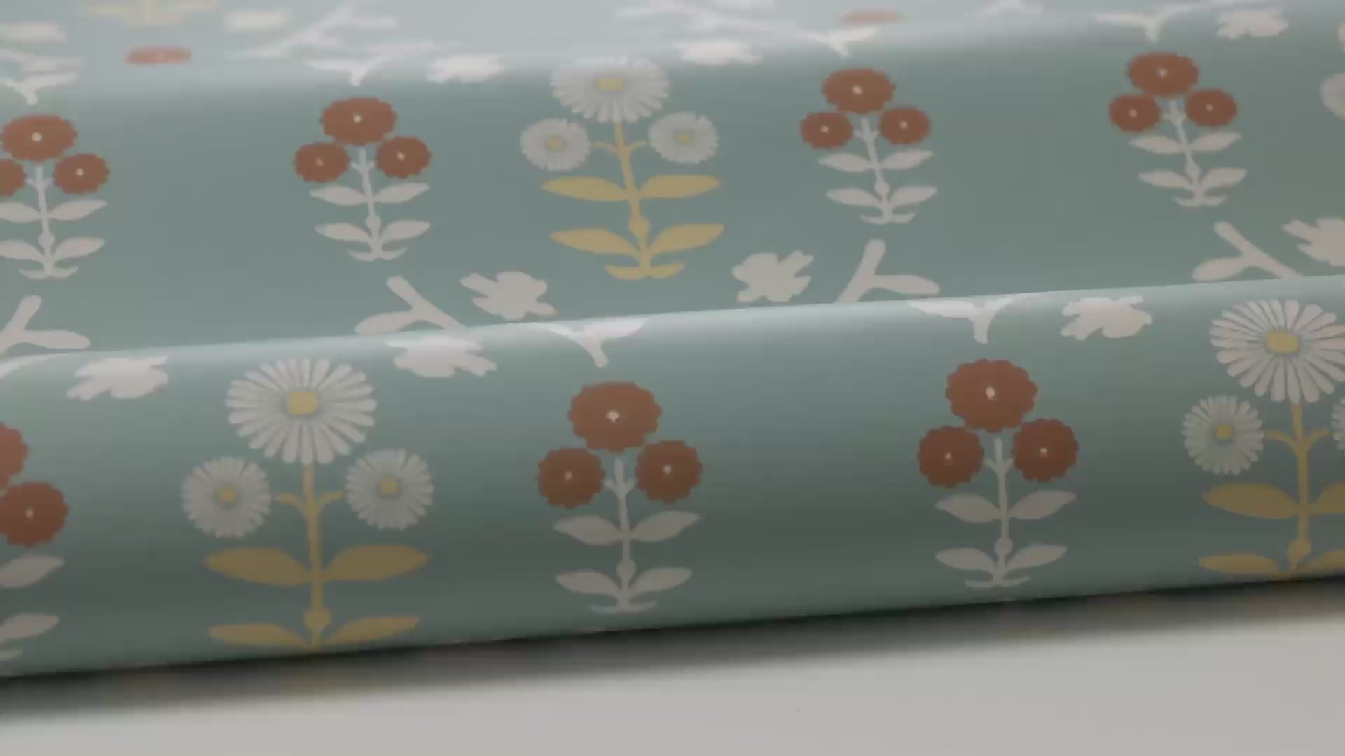 Tapete mit floralem Muster ISOLDE in Blau mit Creme