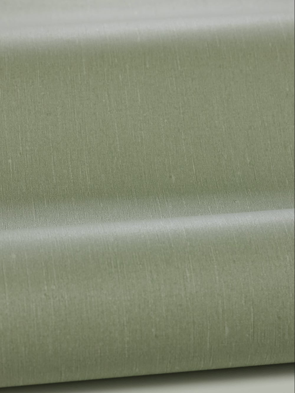 Structural wallpaper resembling linen LINEN - FLOURISHING GREEN light green