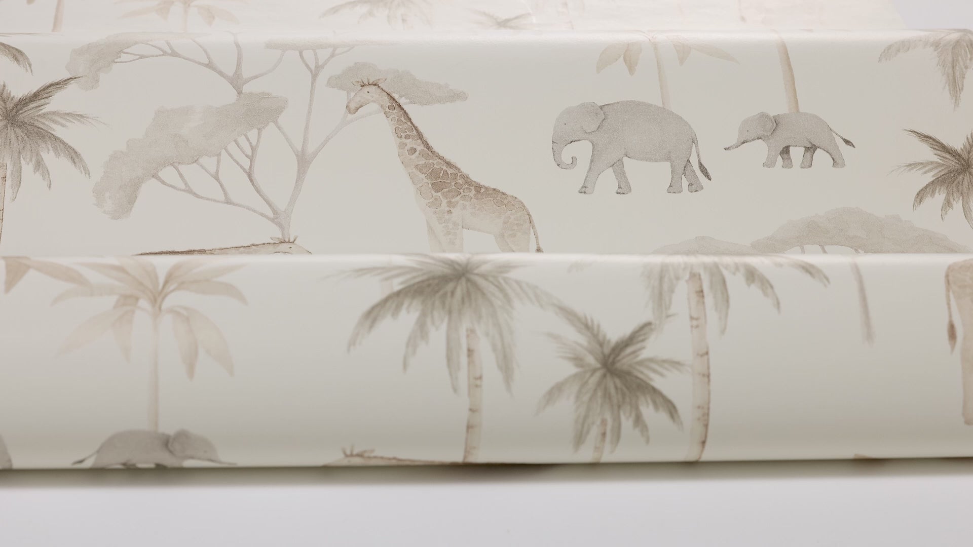 Tapete für Kinder mit pflanzlichem und tierischem Motiv SAVANNAH beige
