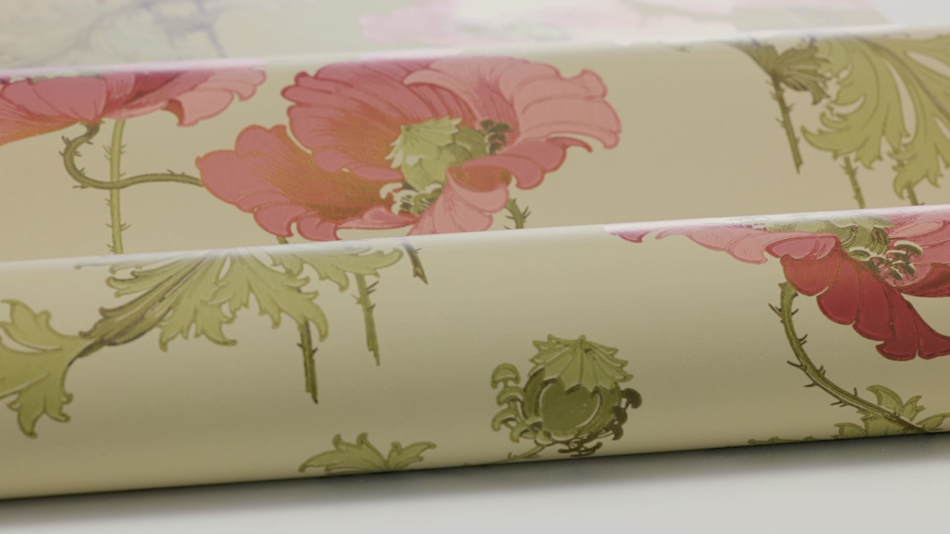 VALLMO beige mit rosa pflanzlichem Muster Vlies-Tapete