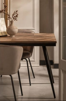 RHOMBIC Table in Teak Wood with Black Metal Base