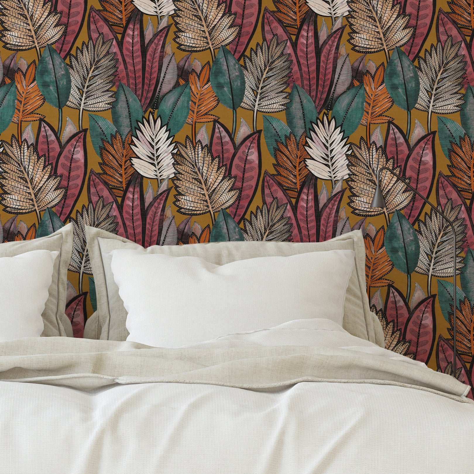 Strukturtapete mit pflanzlichem Motiv SABAL - TABAC/CELADON braun mit seledinfarbenem Akzent