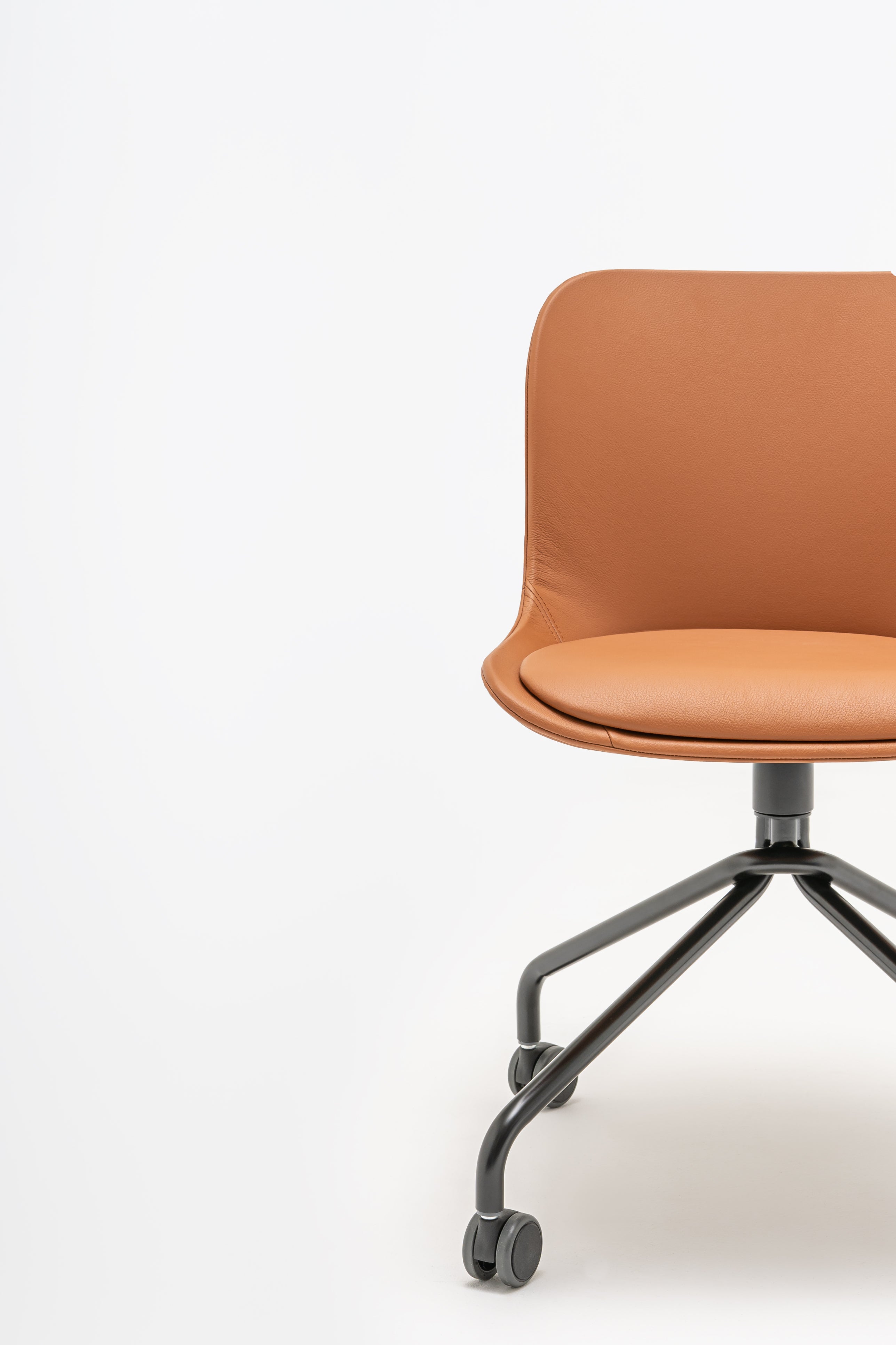 Swivel chair Baltic 2 Classic Metal base with wheels for a hard surface