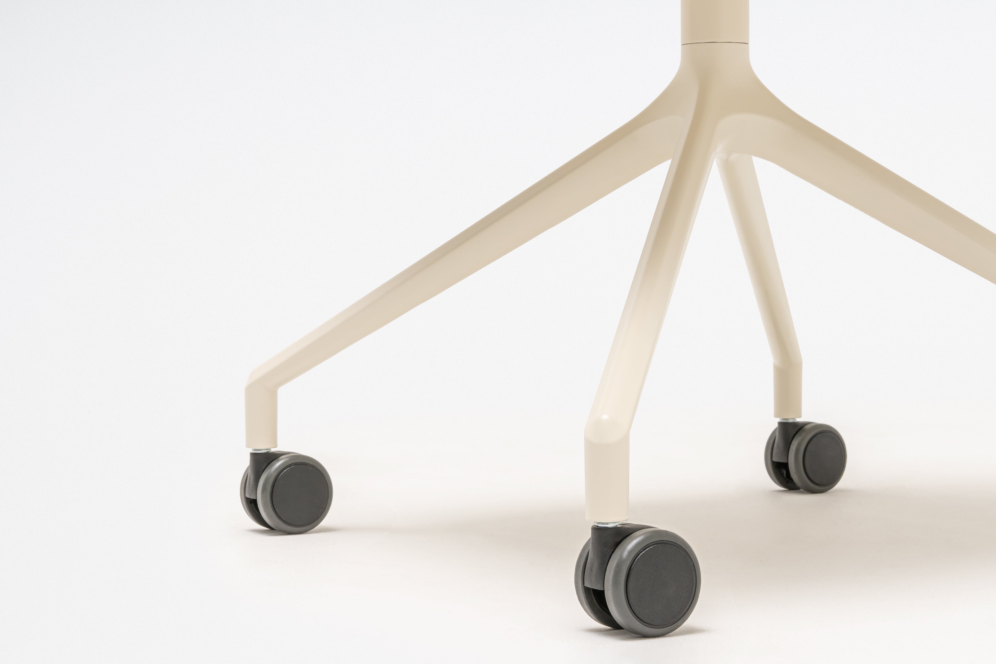 Swivel chair Baltic 2 remix aluminum base with wheels for a hard surface