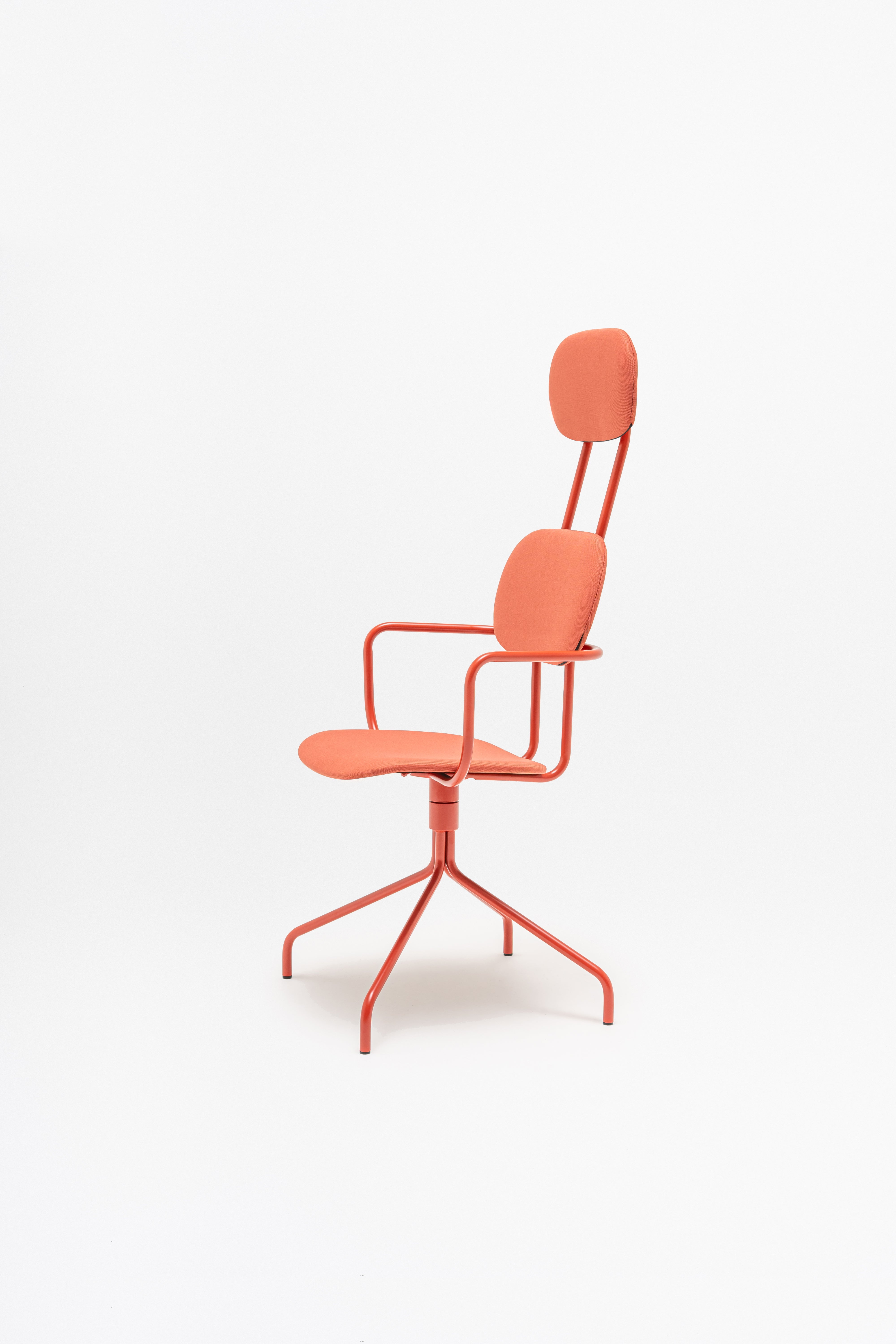 Rotationsstuhl mit neuer Schulkopfstütze gepolstert