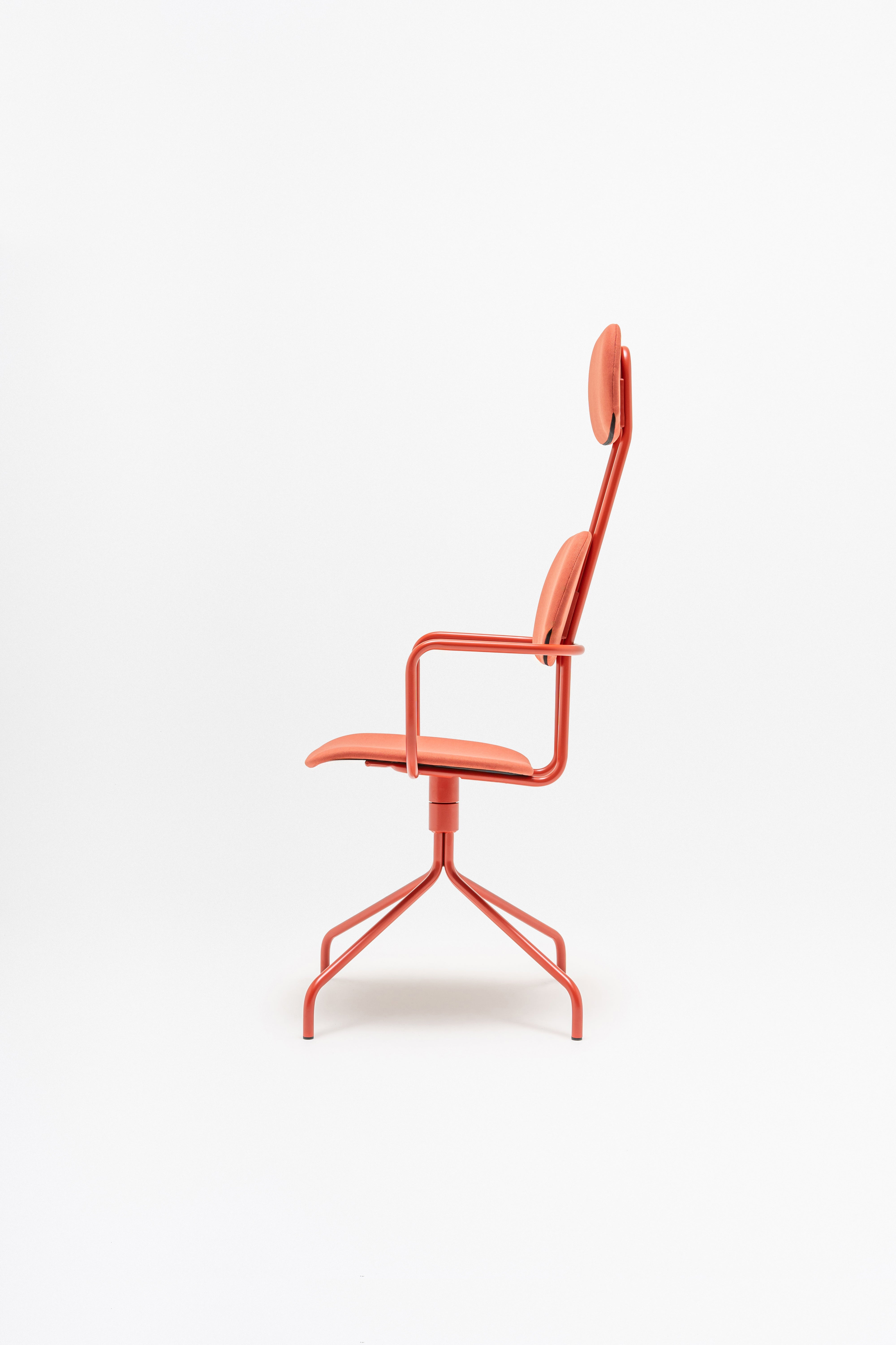 Rotationsstuhl mit neuer Schulkopfstütze gepolstert