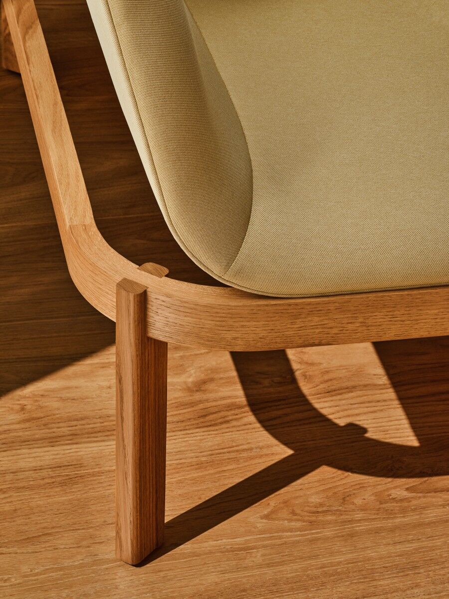 Gepolsterte Sofa Rampe Holzbasis