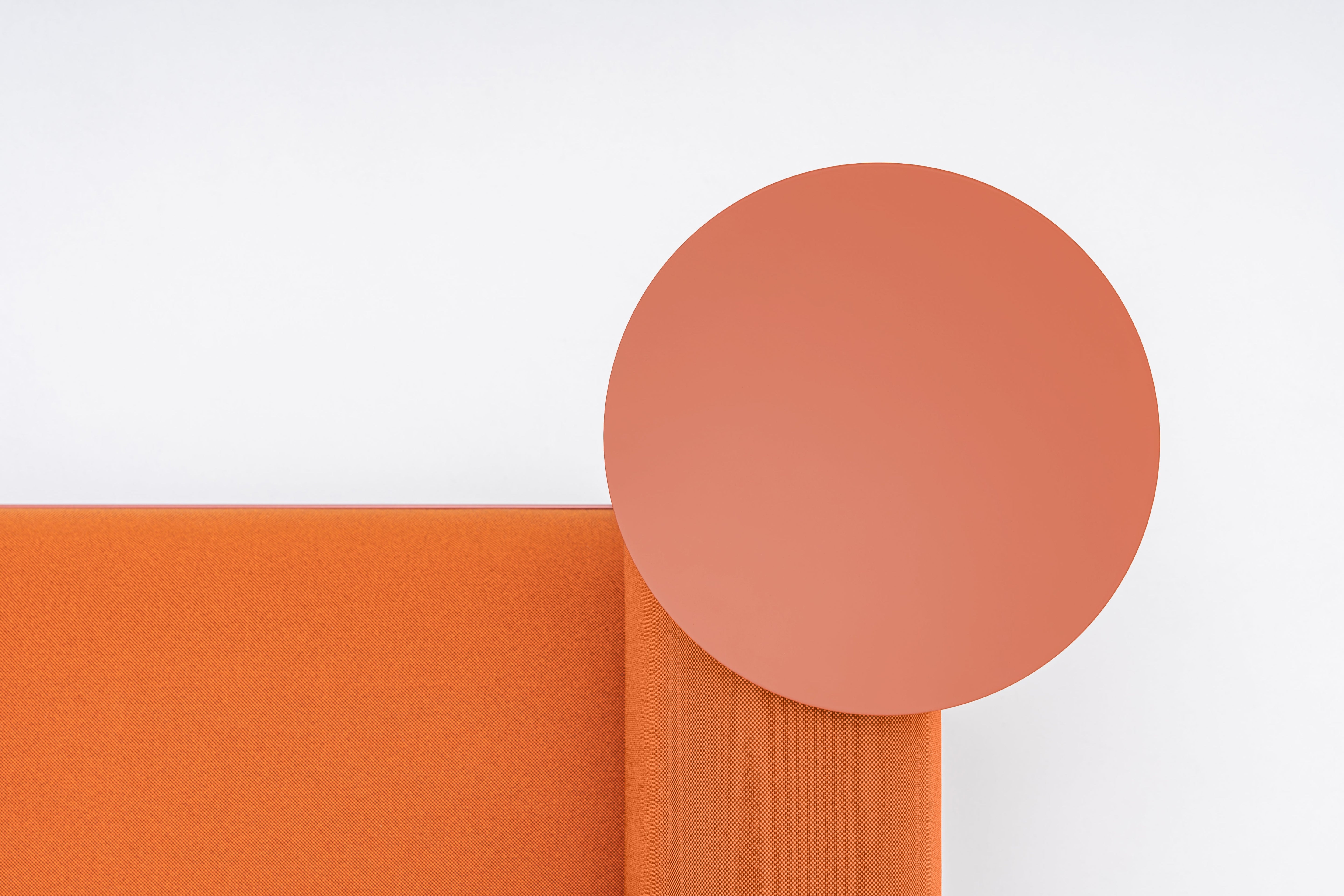 Niedriger gepolsterter Stelzenrohr