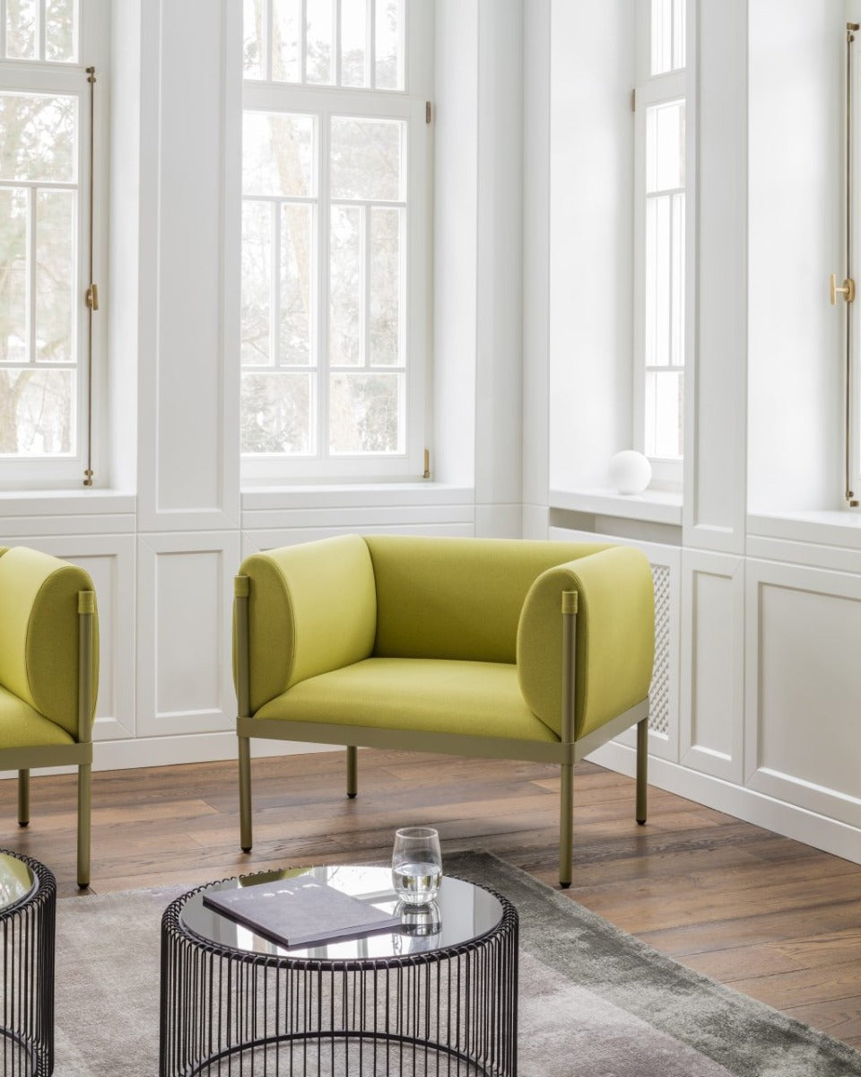 Niedriger gepolsterter Stelzenrohr