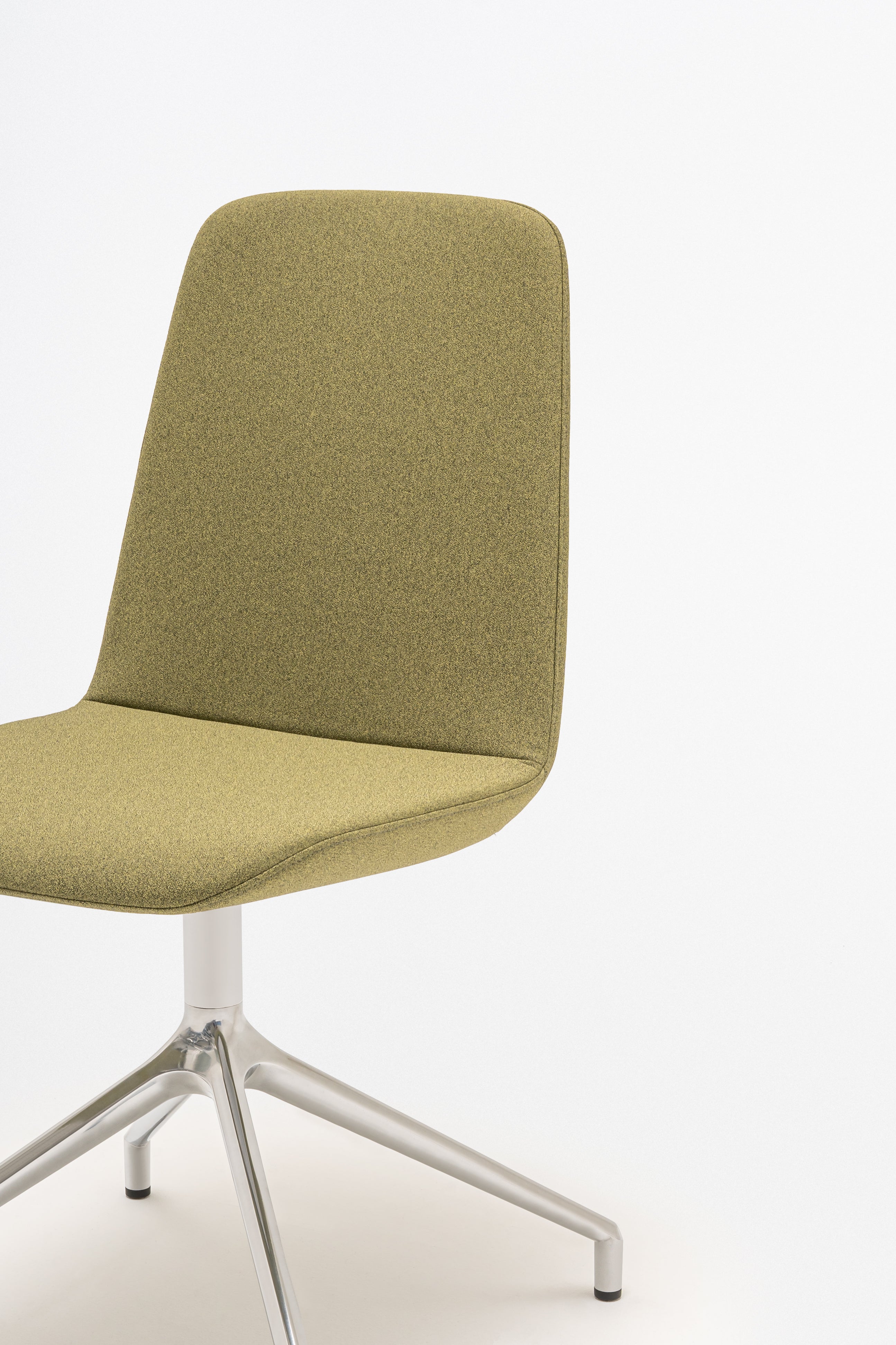 Ulti -Schwenk Aluminiumstuhl poliert