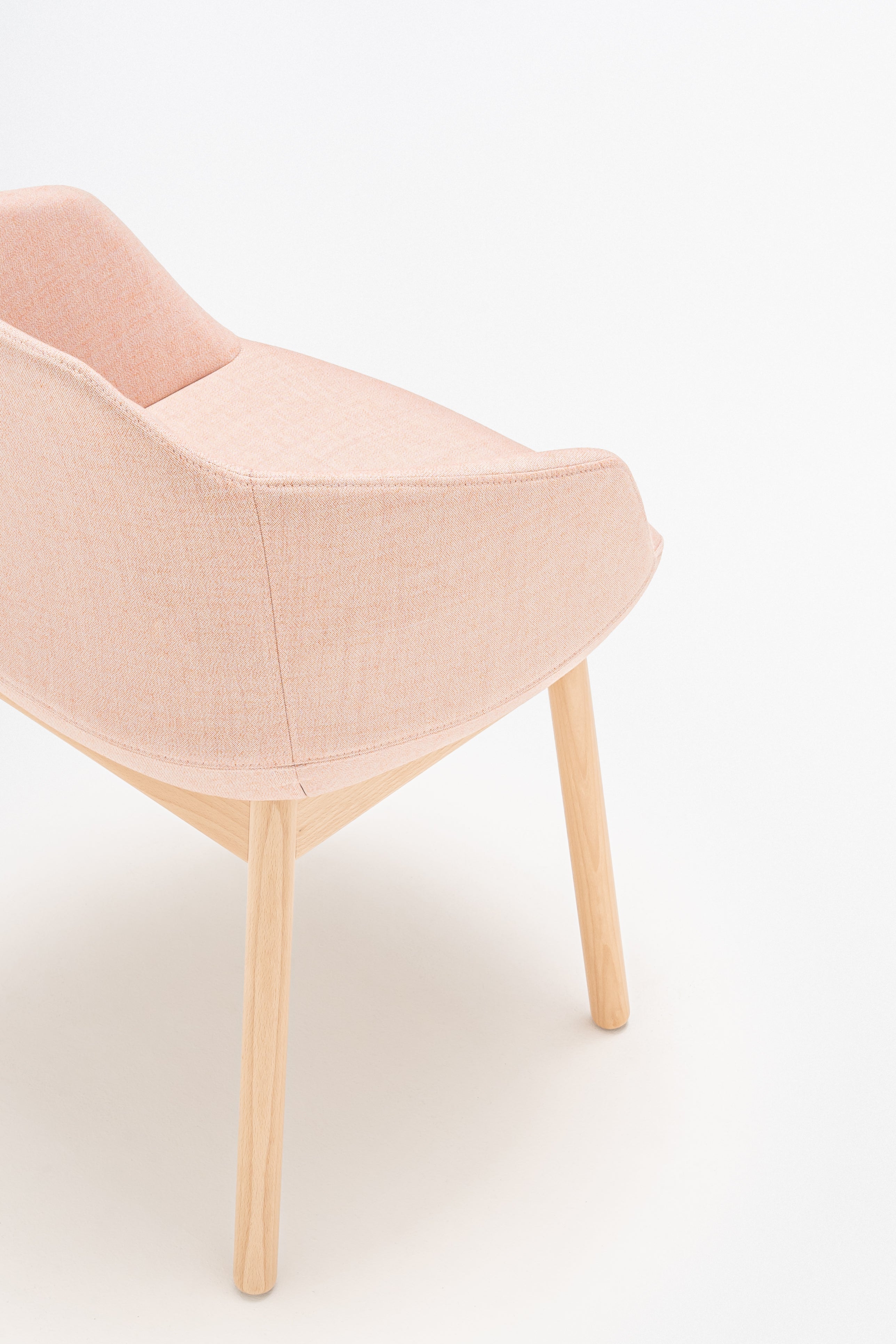 Stuhl Ultra -Holzbasis