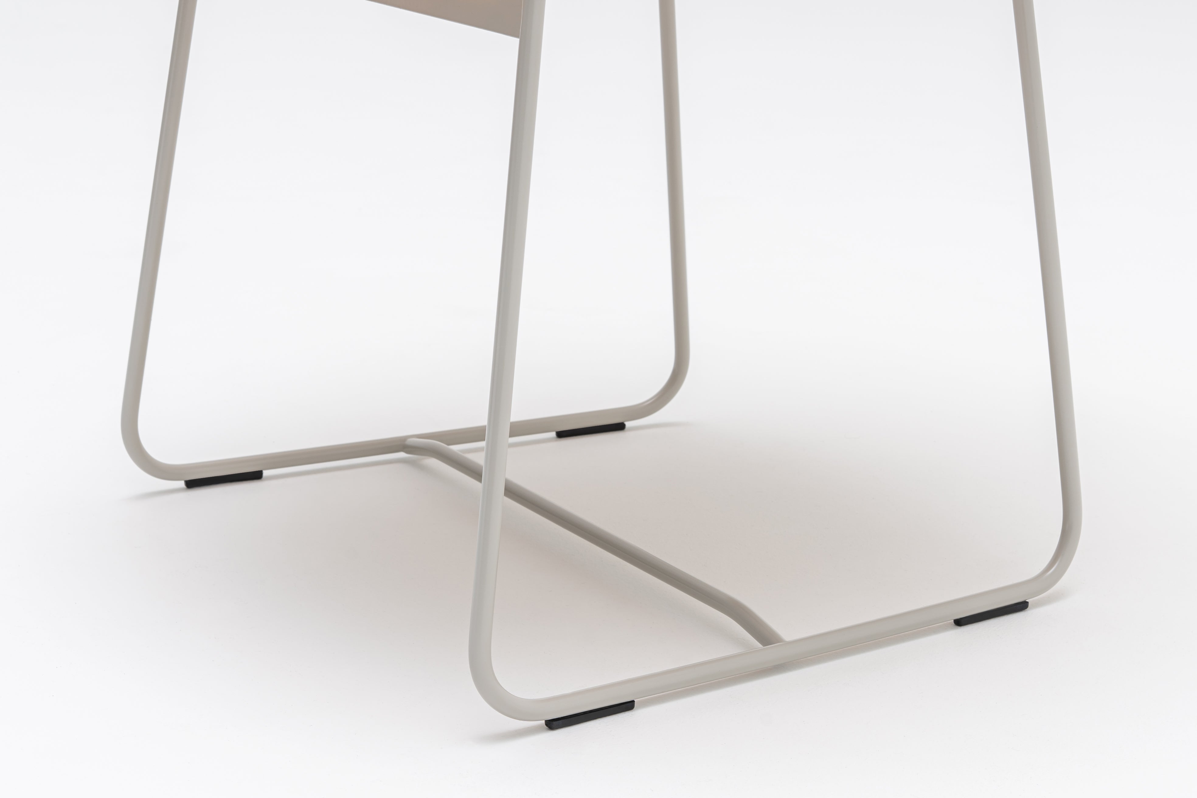 Ultra -Stuhl -Basis -Schleuderbasis mit Fußzeile auf die harte Oberfläche