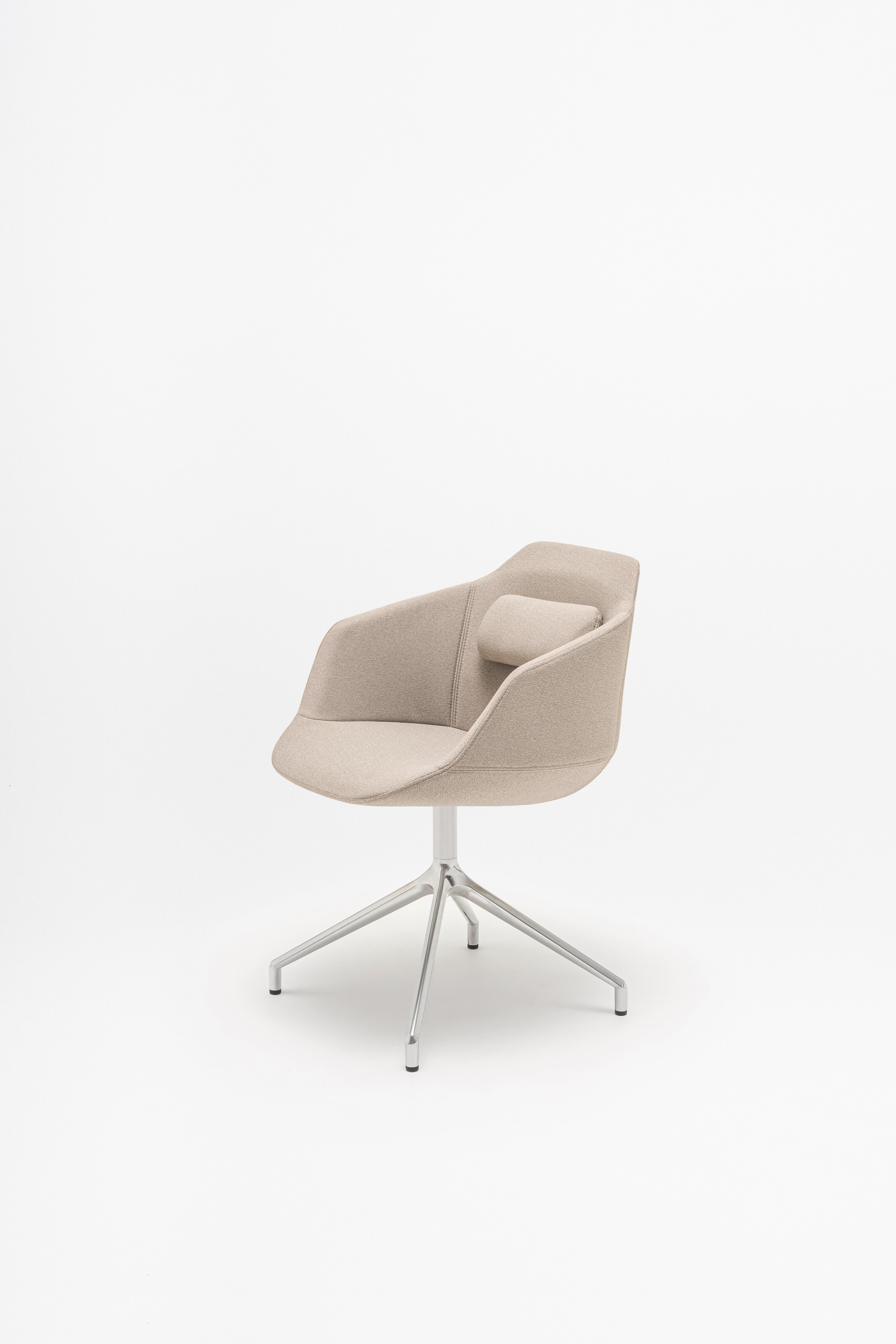 Ultra chair polished aluminum base