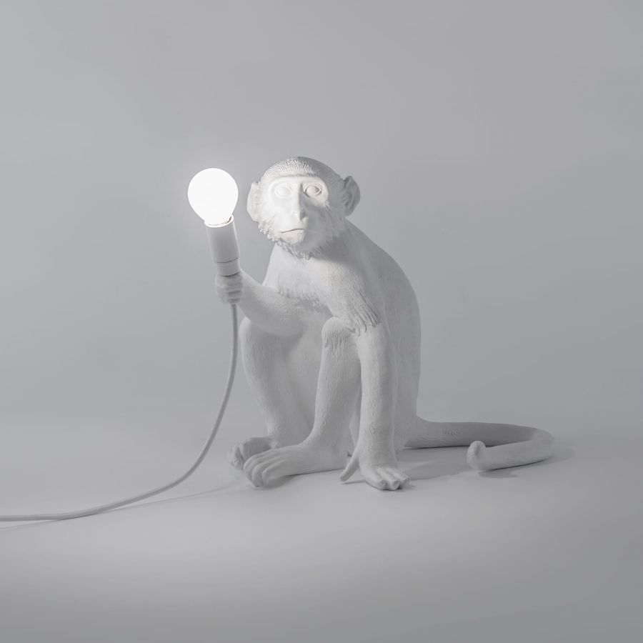 MONKEY SITTING table lamp white