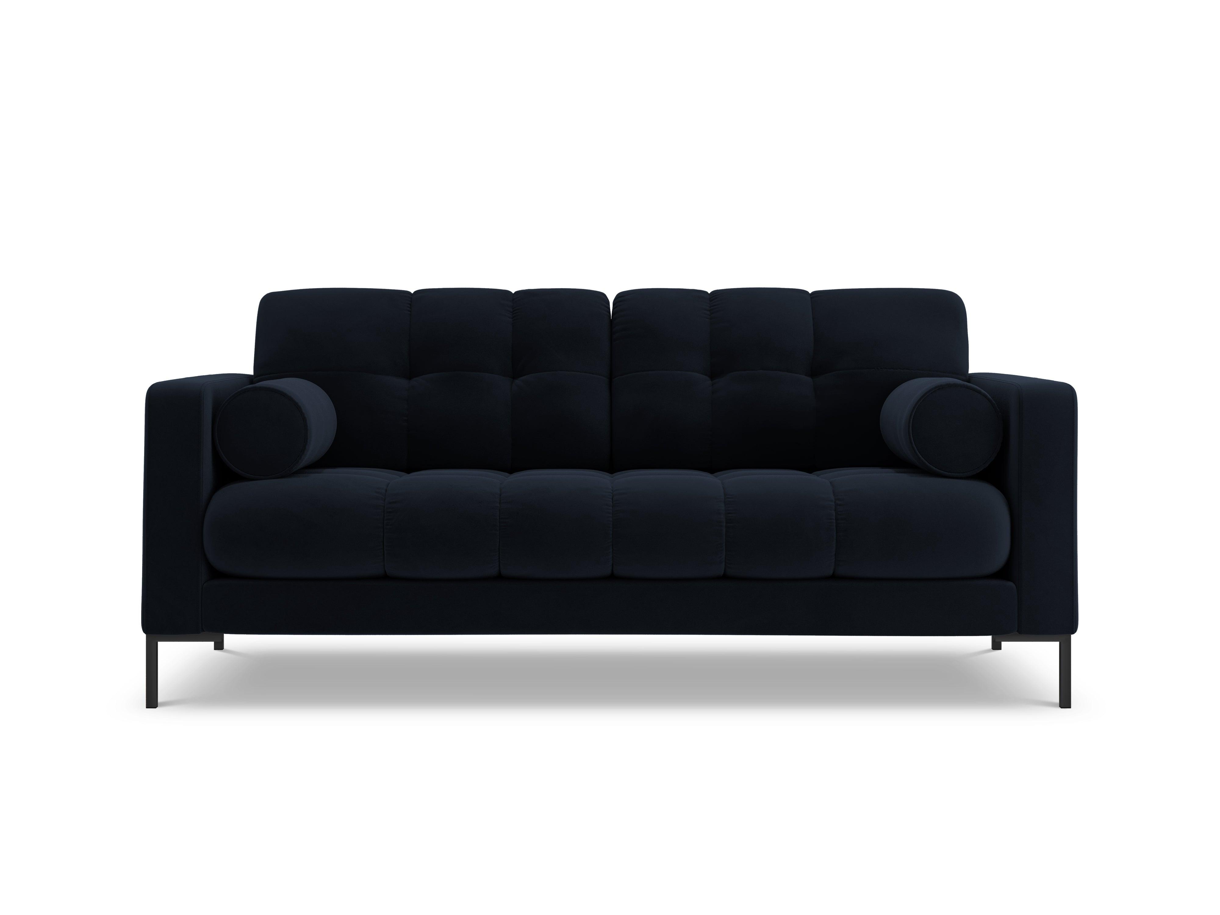 Sofa aksamitna 2-osobowa BALI ciemnoniebieski z czarną podstawą Cosmopolitan Design    Eye on Design