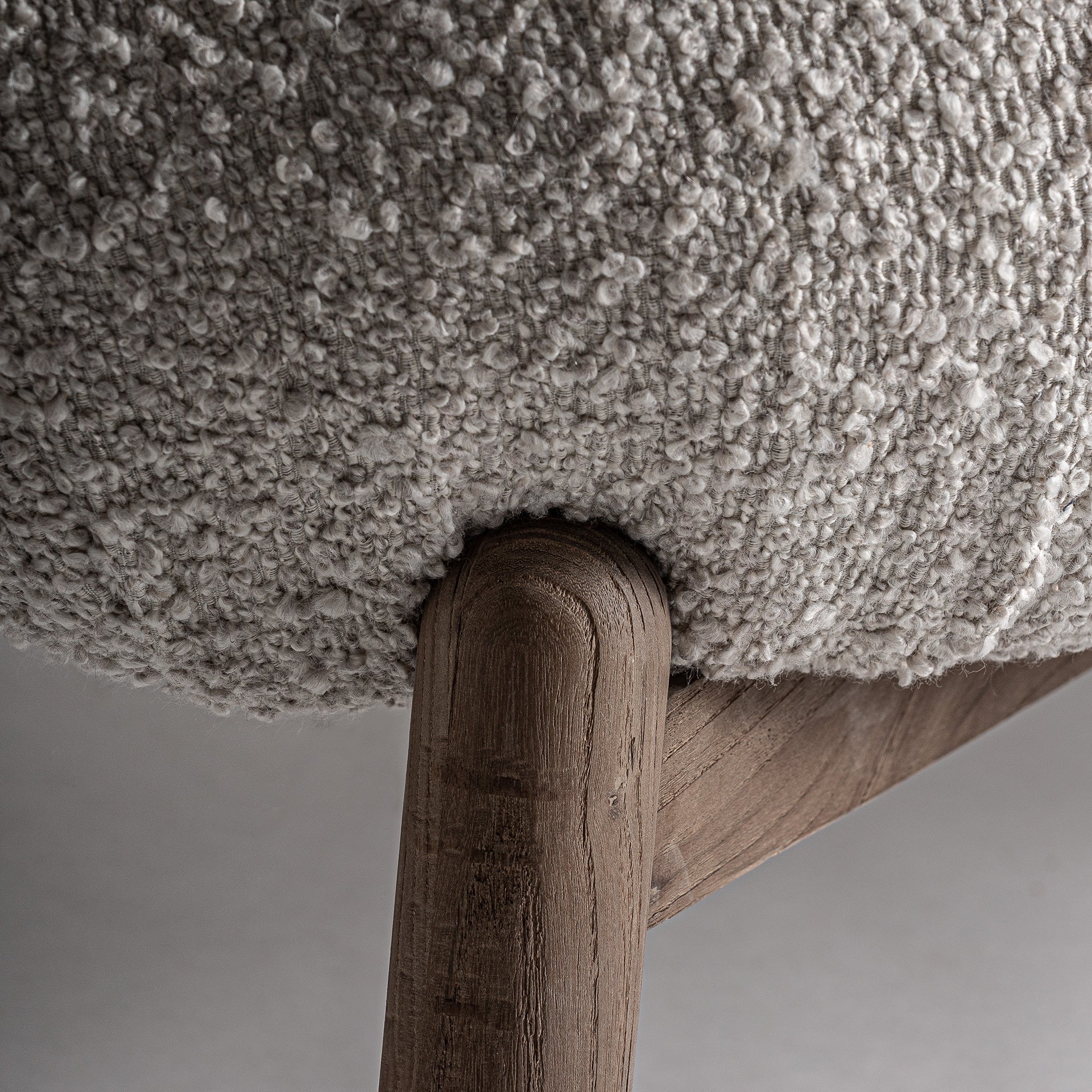Beige JACQUARD Sofa with Wooden Base [Amelia]