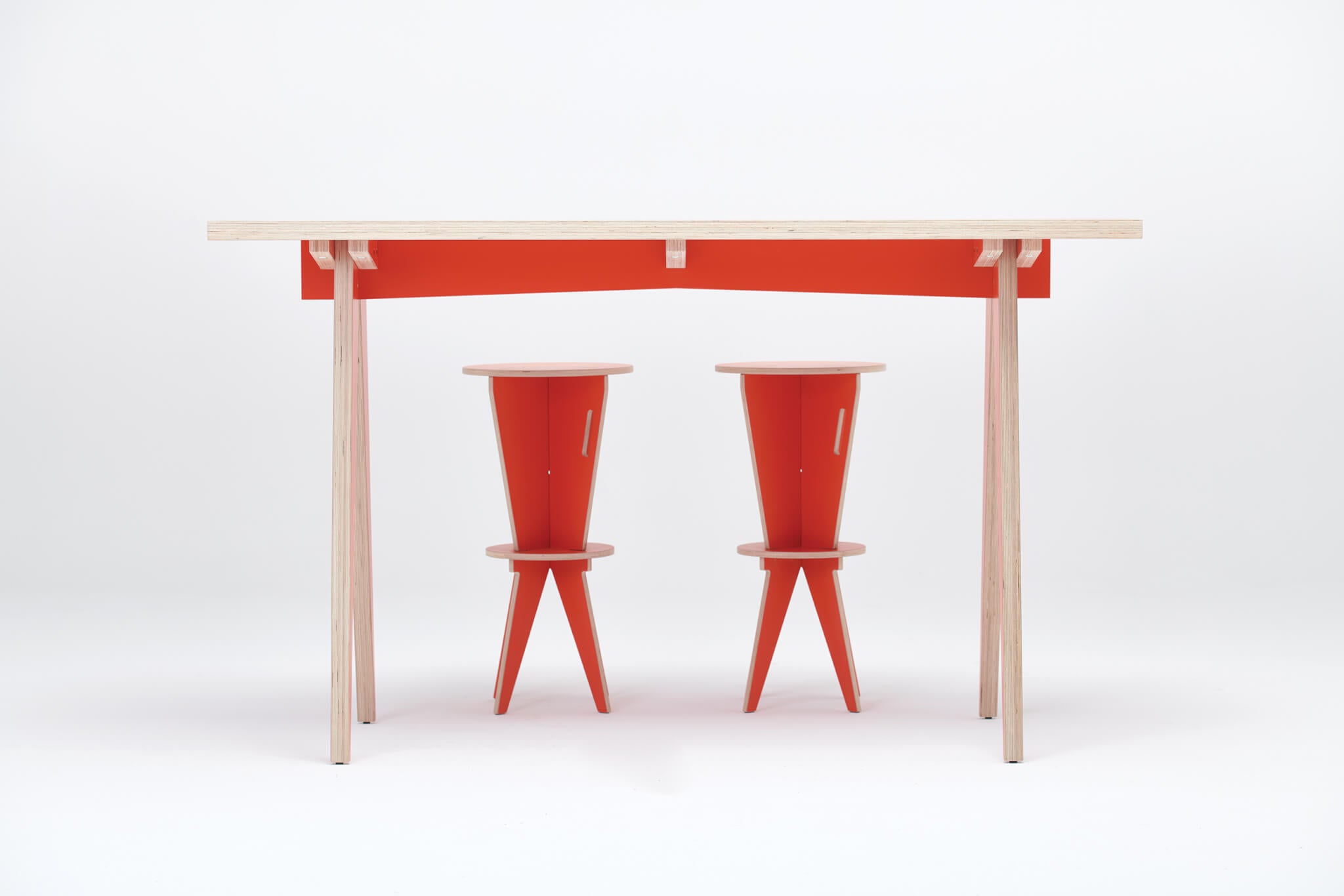 ST CALIPERS SHARE table red
