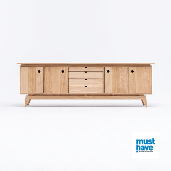 ST oak chest of drawers