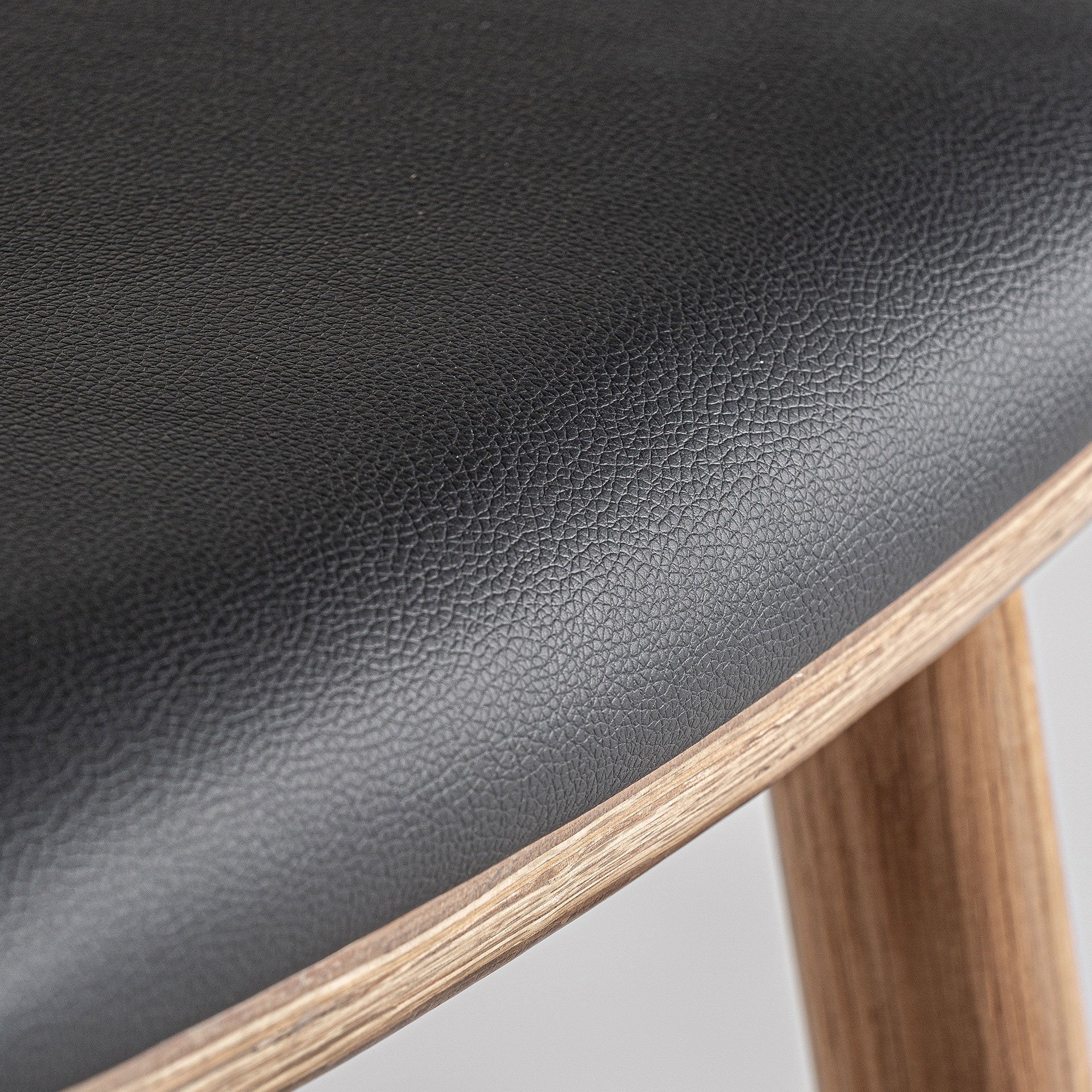 MARCIAC Bar Stool in Oak Wood with Black Faux Leather