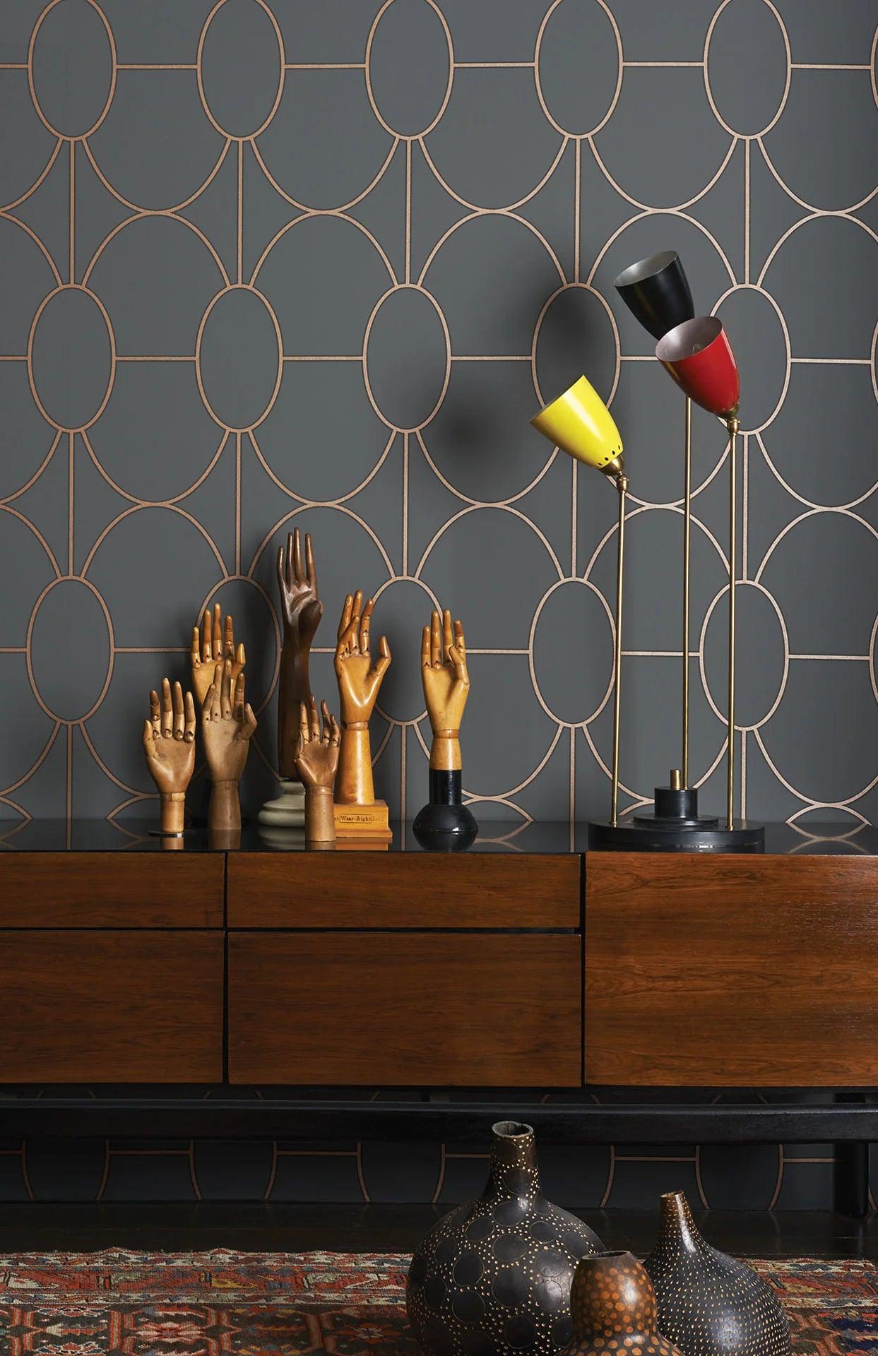 Tapete mit geometrischem Art-Déco-Muster GEOMETRIC II - Riviera warmes Grau