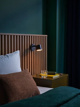 Lampa ścienna regulowana TIP czarny