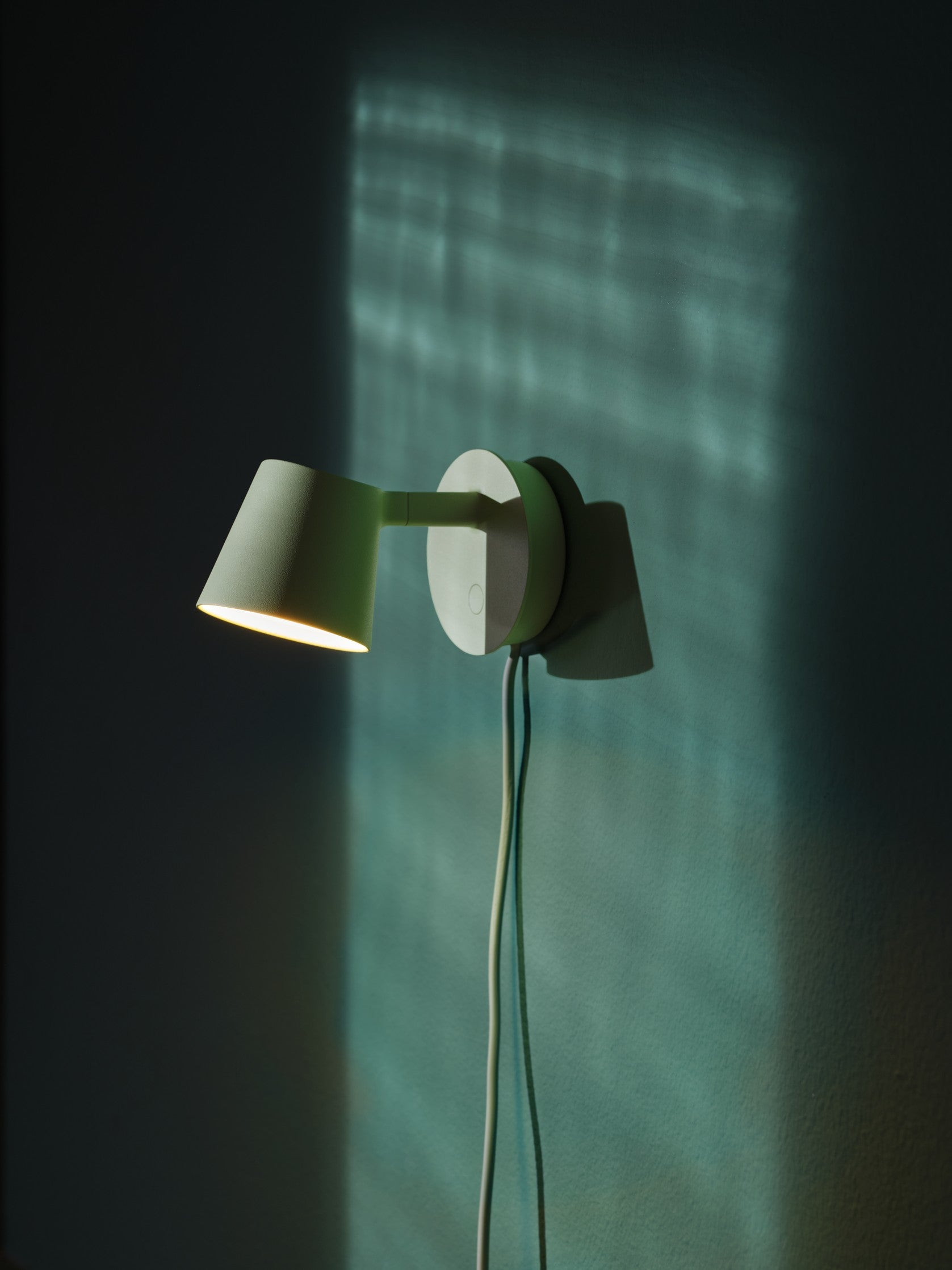 Lampa ścienna regulowana TIP szary